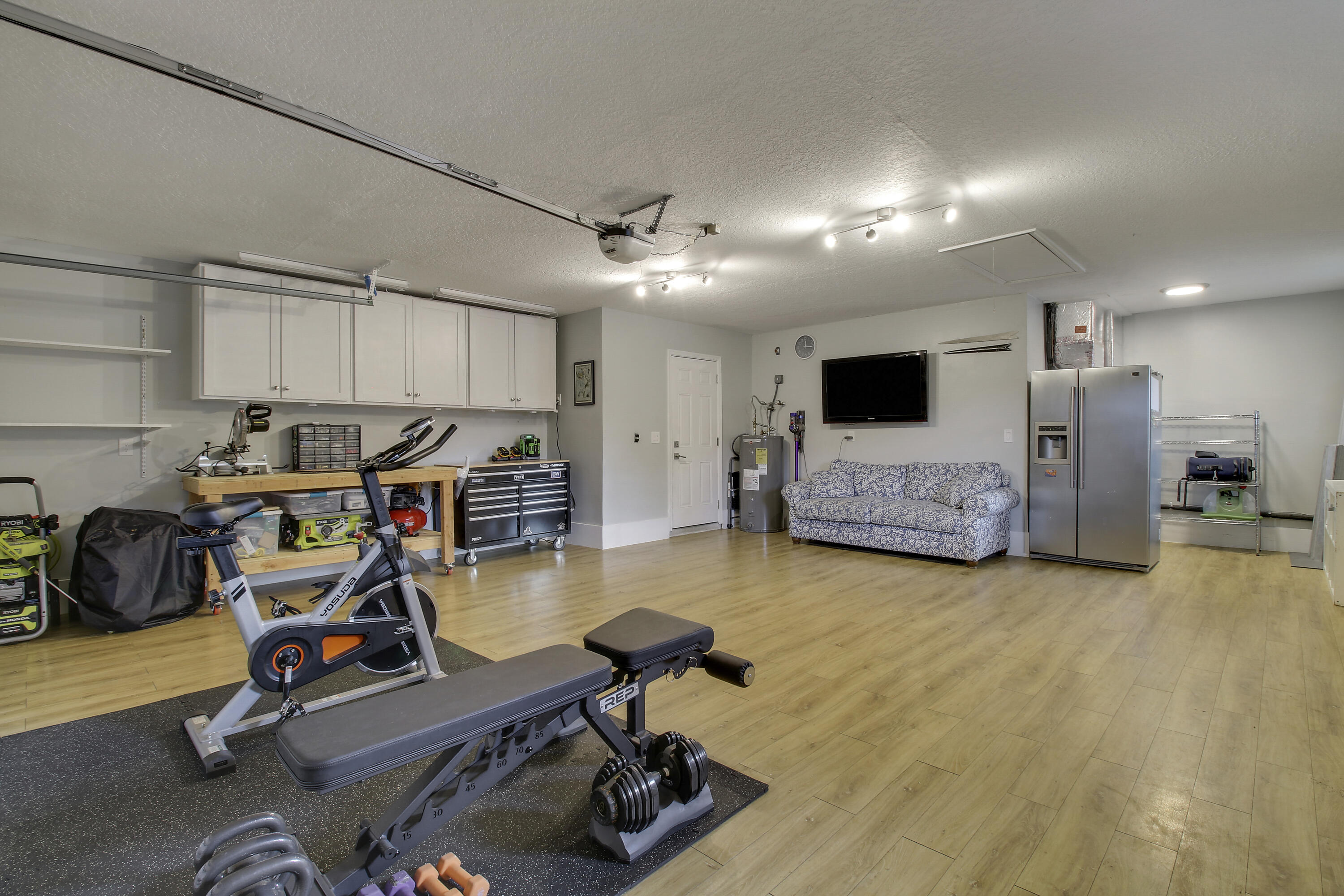 19823 Hibiscus Drive