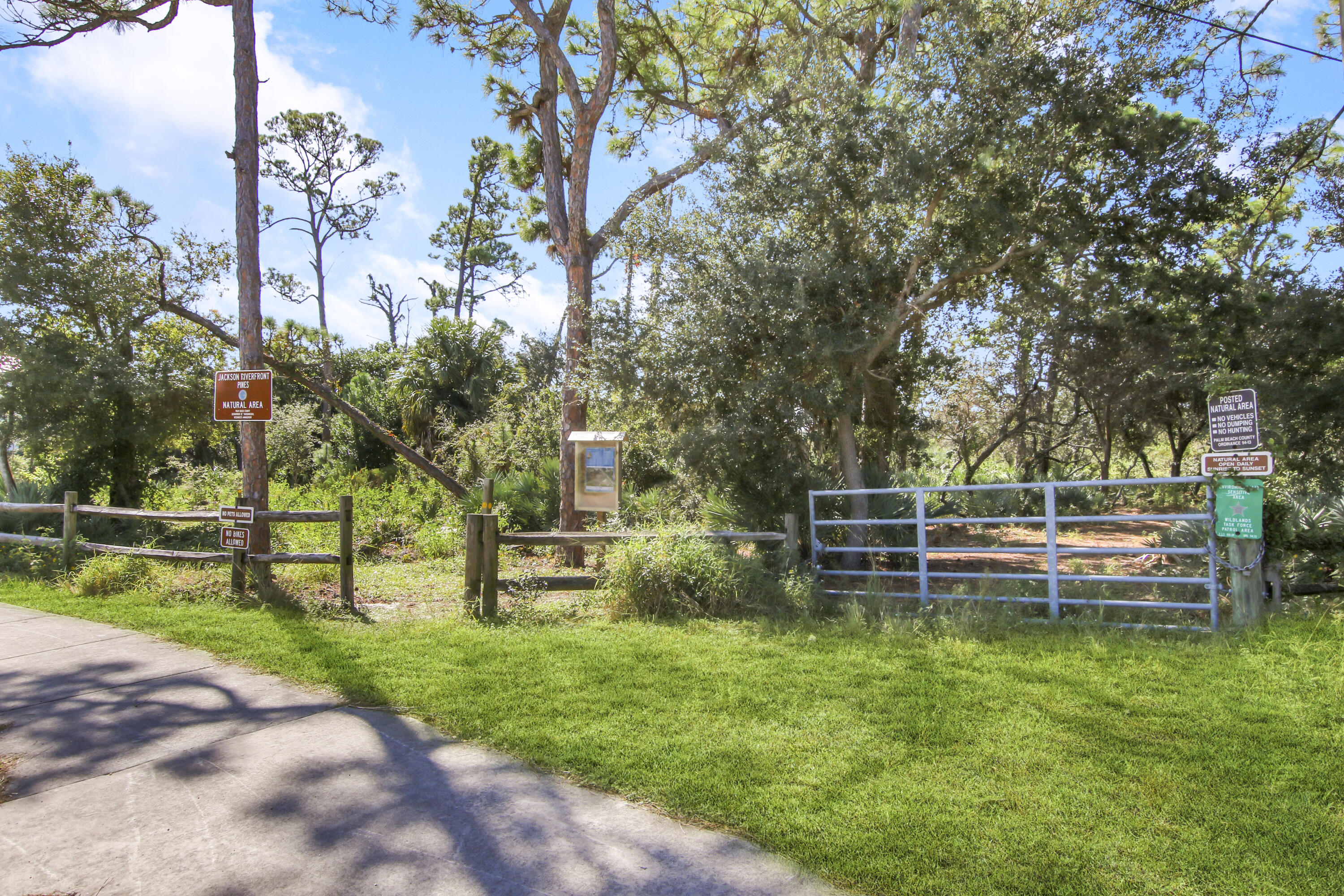 19823 Hibiscus Drive