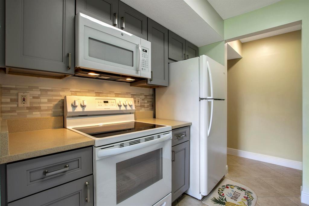 266 Village Boulevard 6110