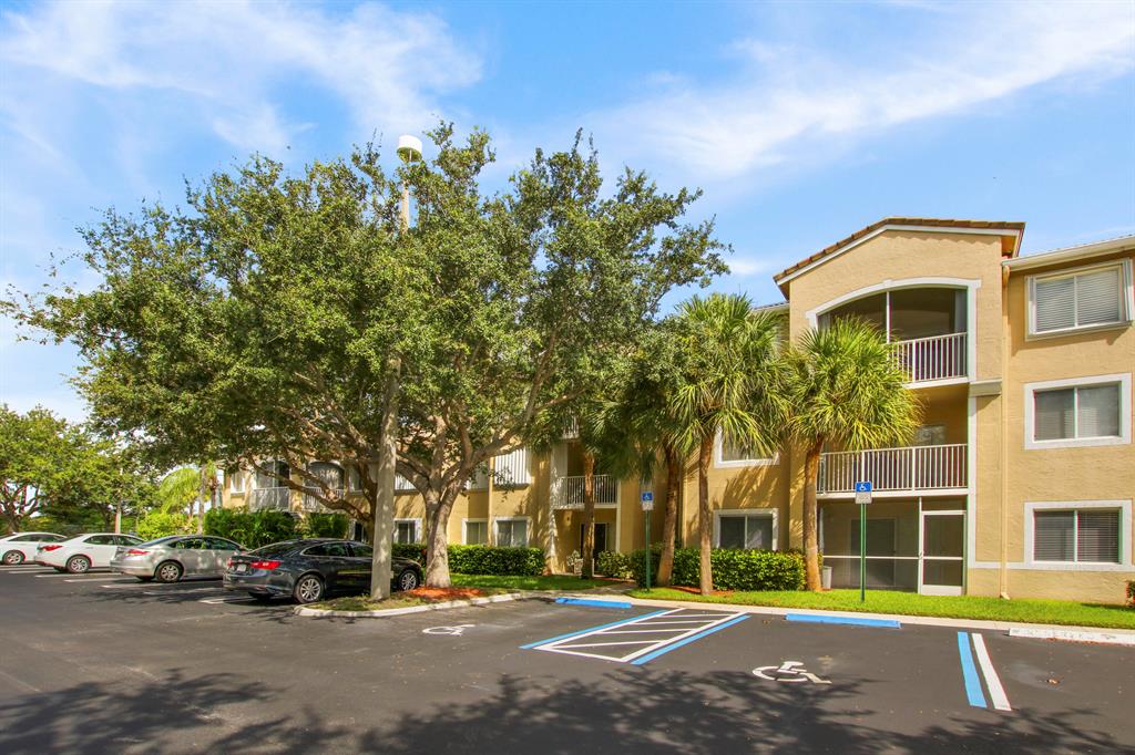 266 Village Boulevard 6110