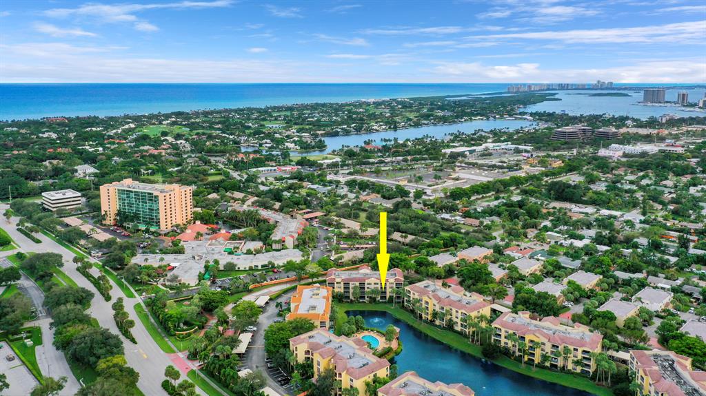 600 Uno Lago Drive 204