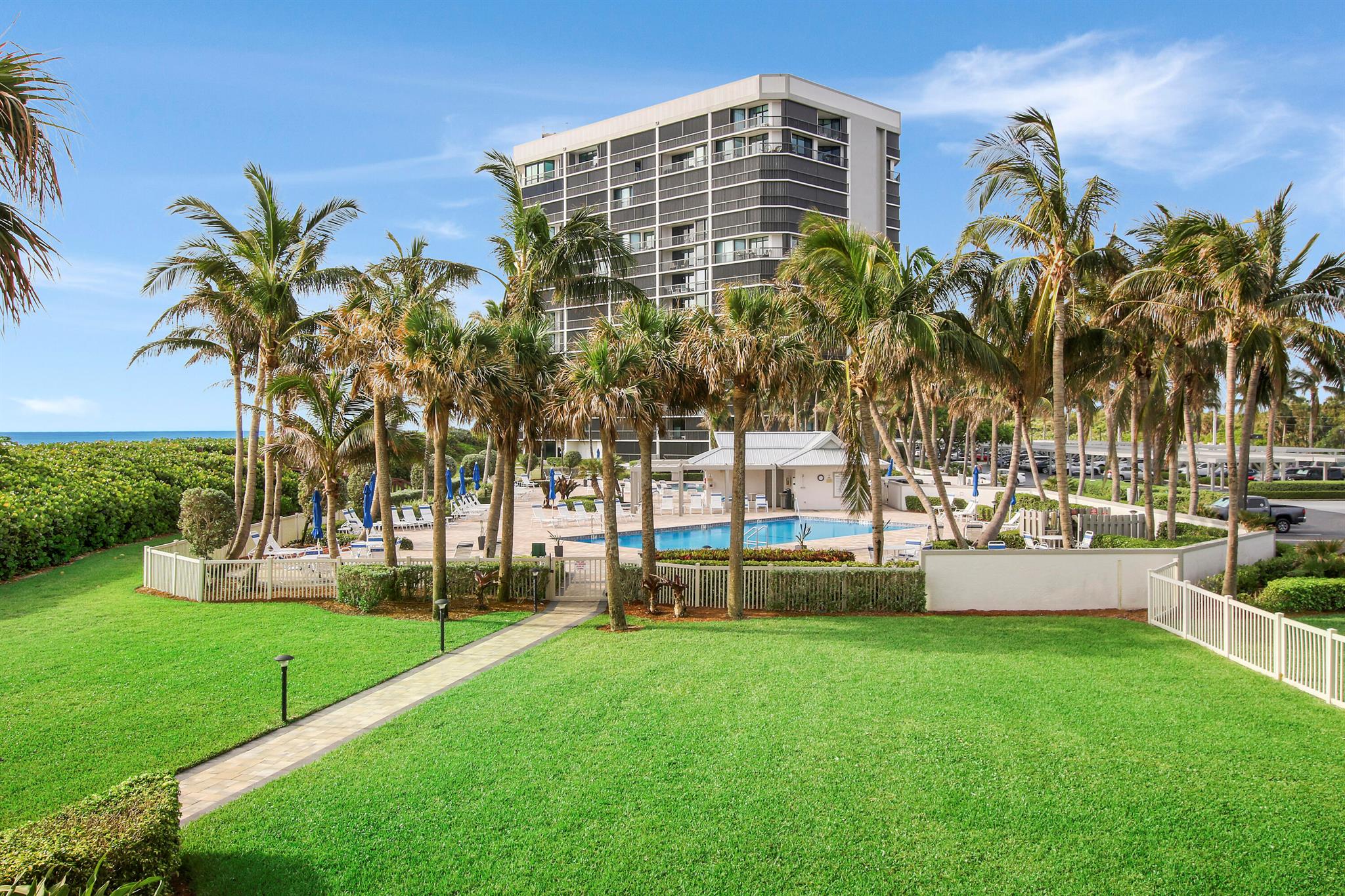 8800 S Ocean Drive 208
