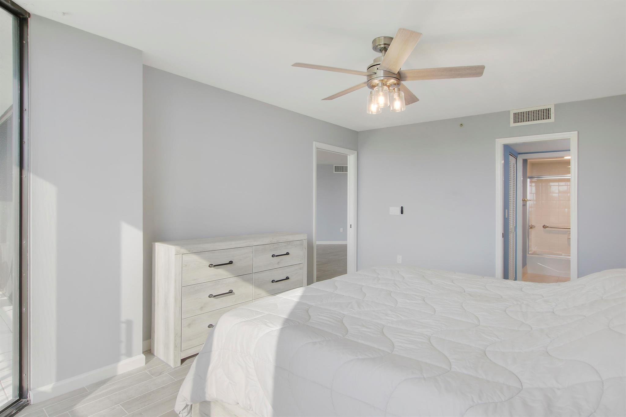 8800 S Ocean Drive 208