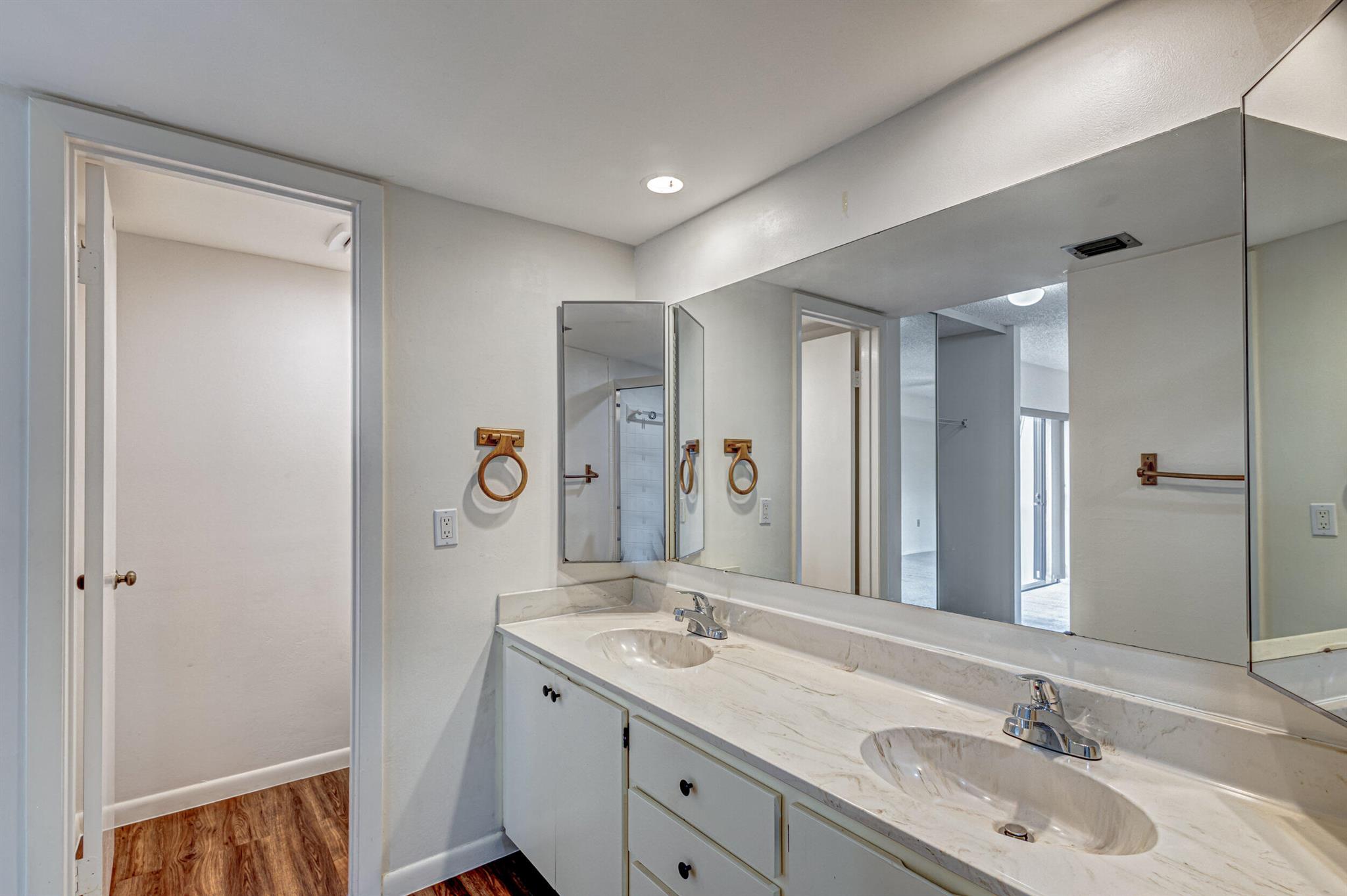 306 3rd Terrace 306