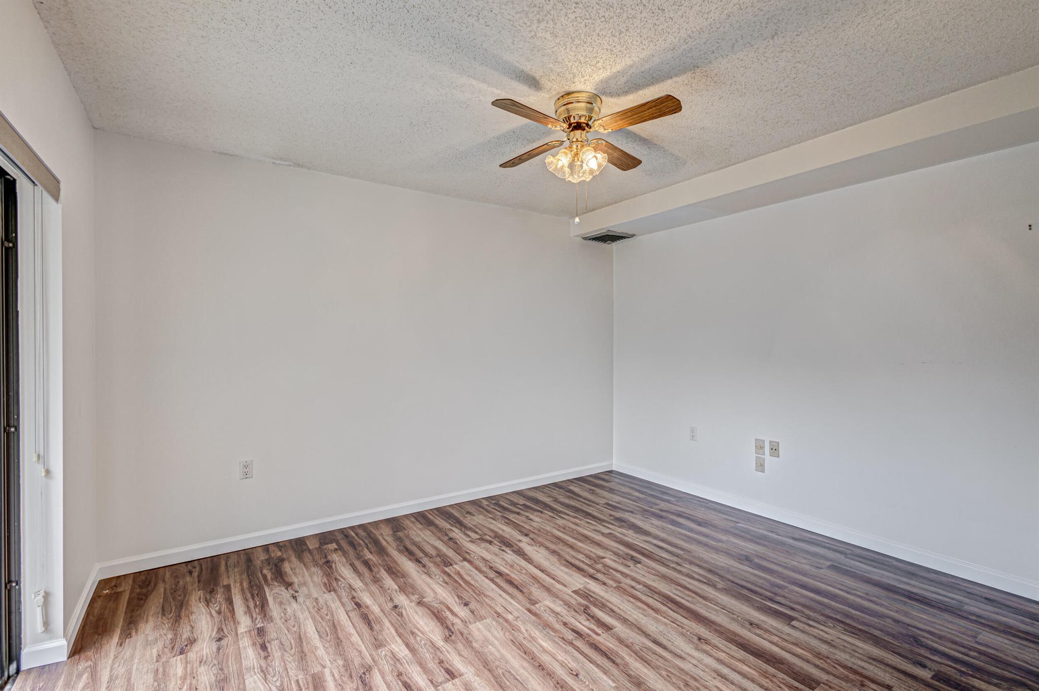 306 3rd Terrace 306