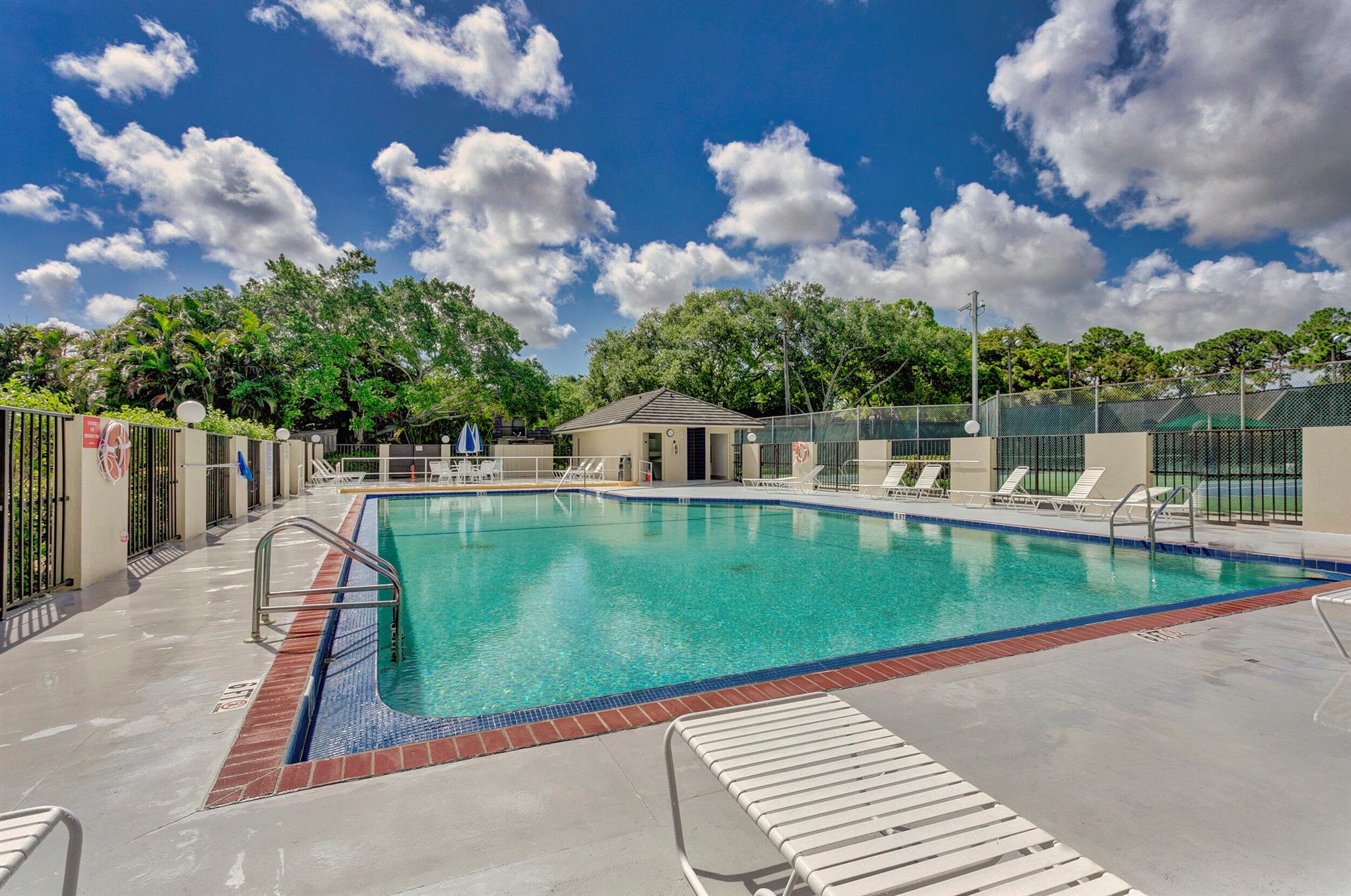 306 3rd Terrace 306
