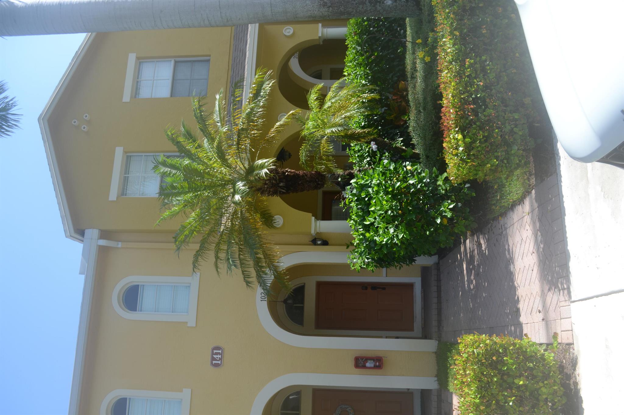 141 Seagrape Drive 102