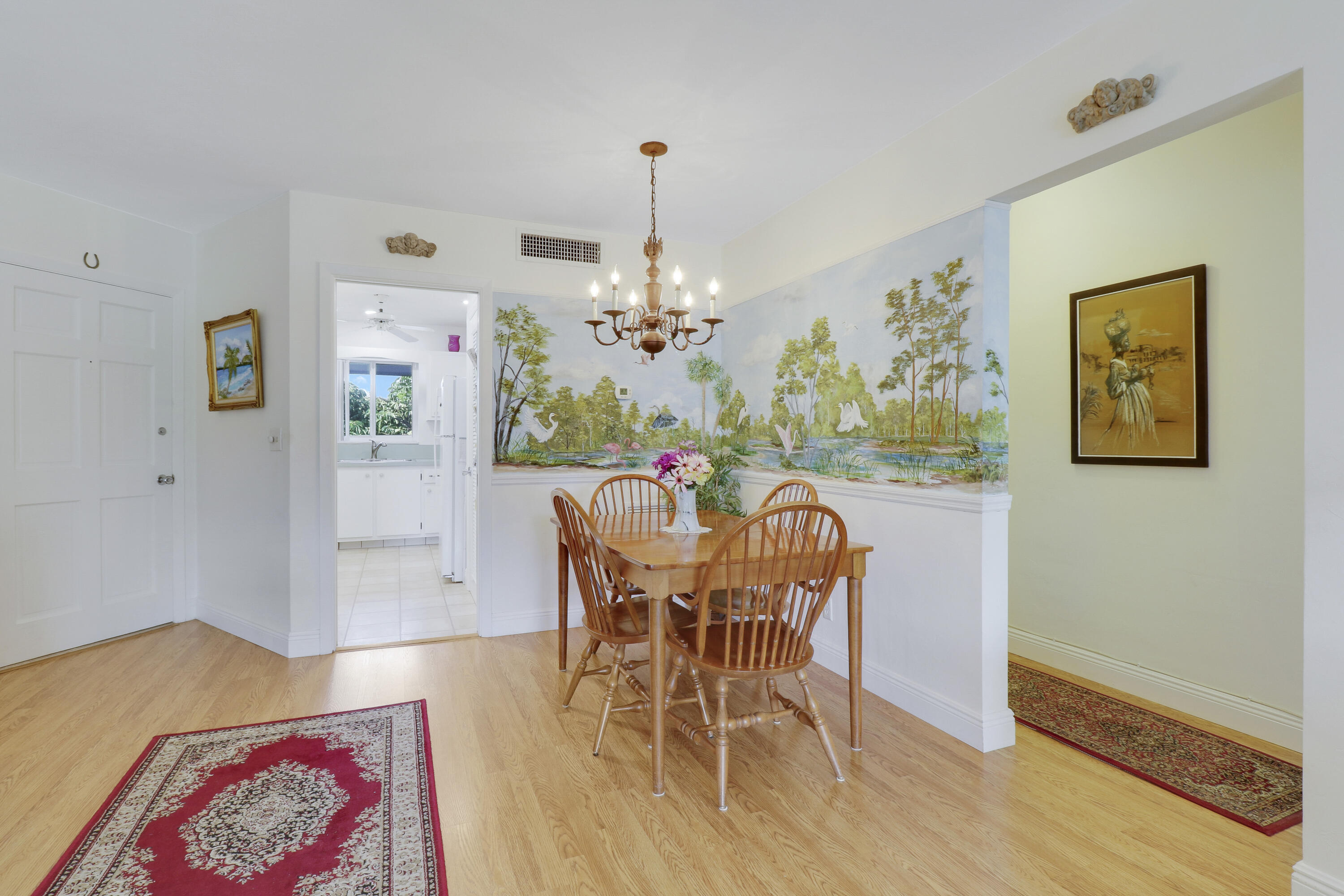 4 Garden Street 207n
