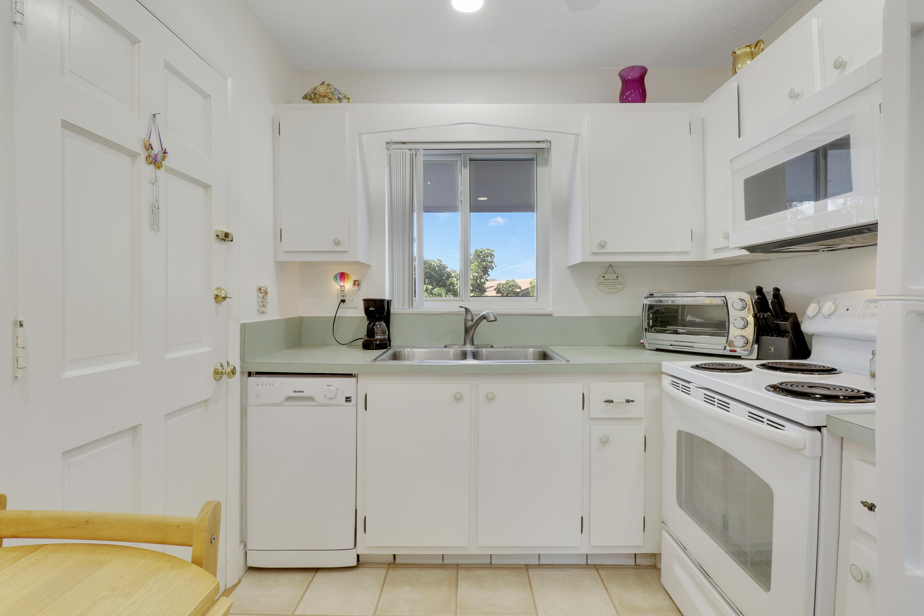 4 Garden Street 207n
