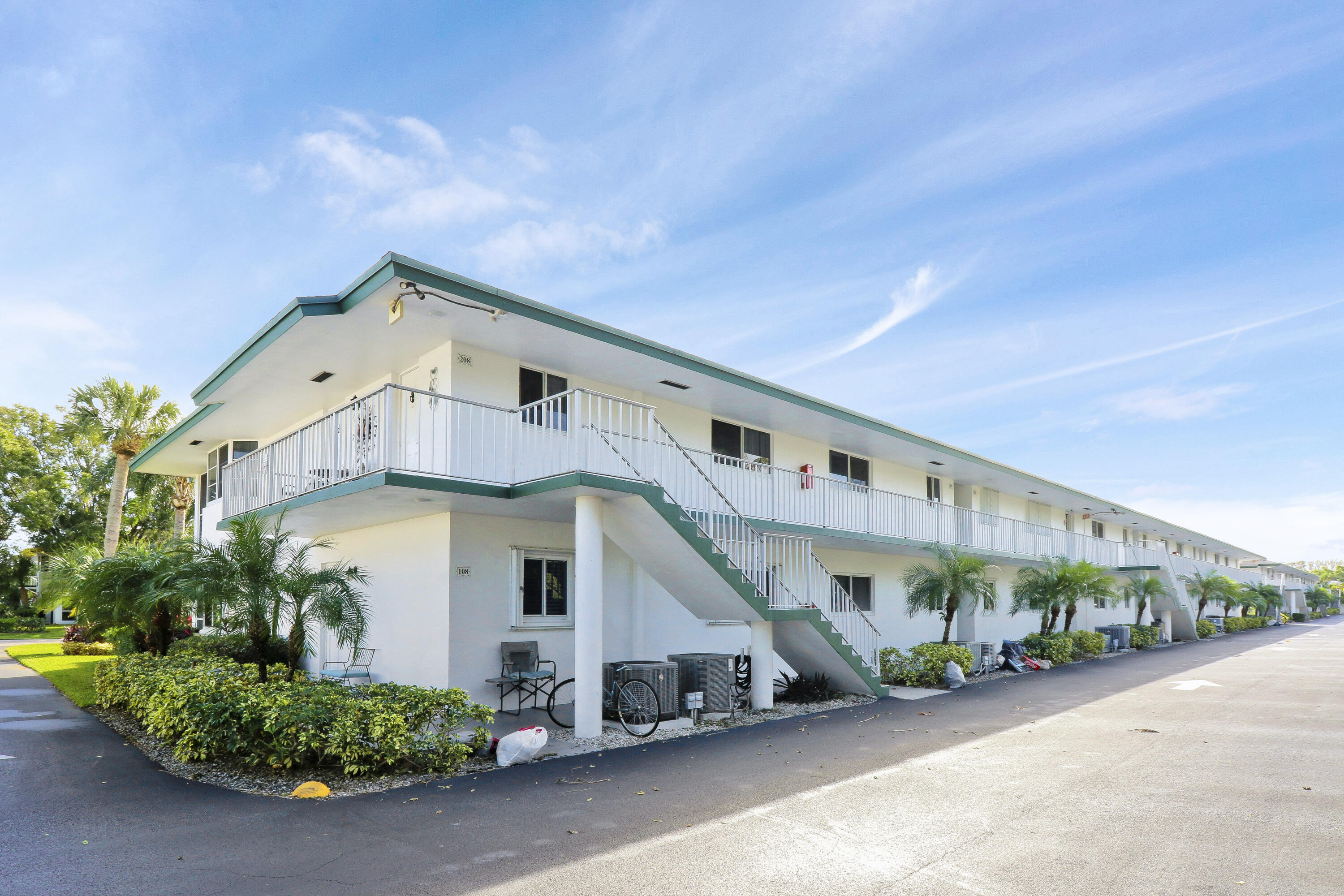 4 Garden Street 207n
