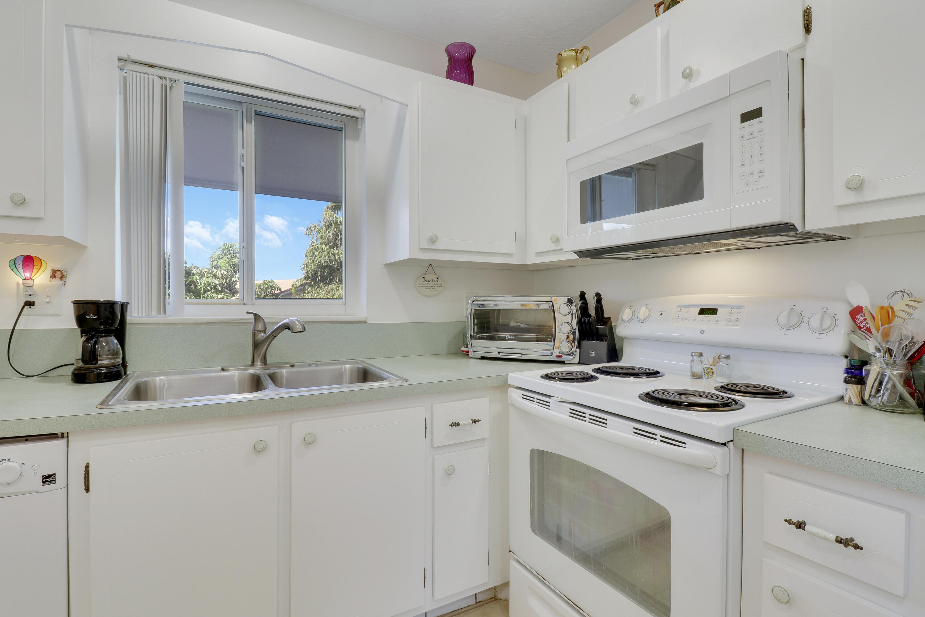 4 Garden Street 207n