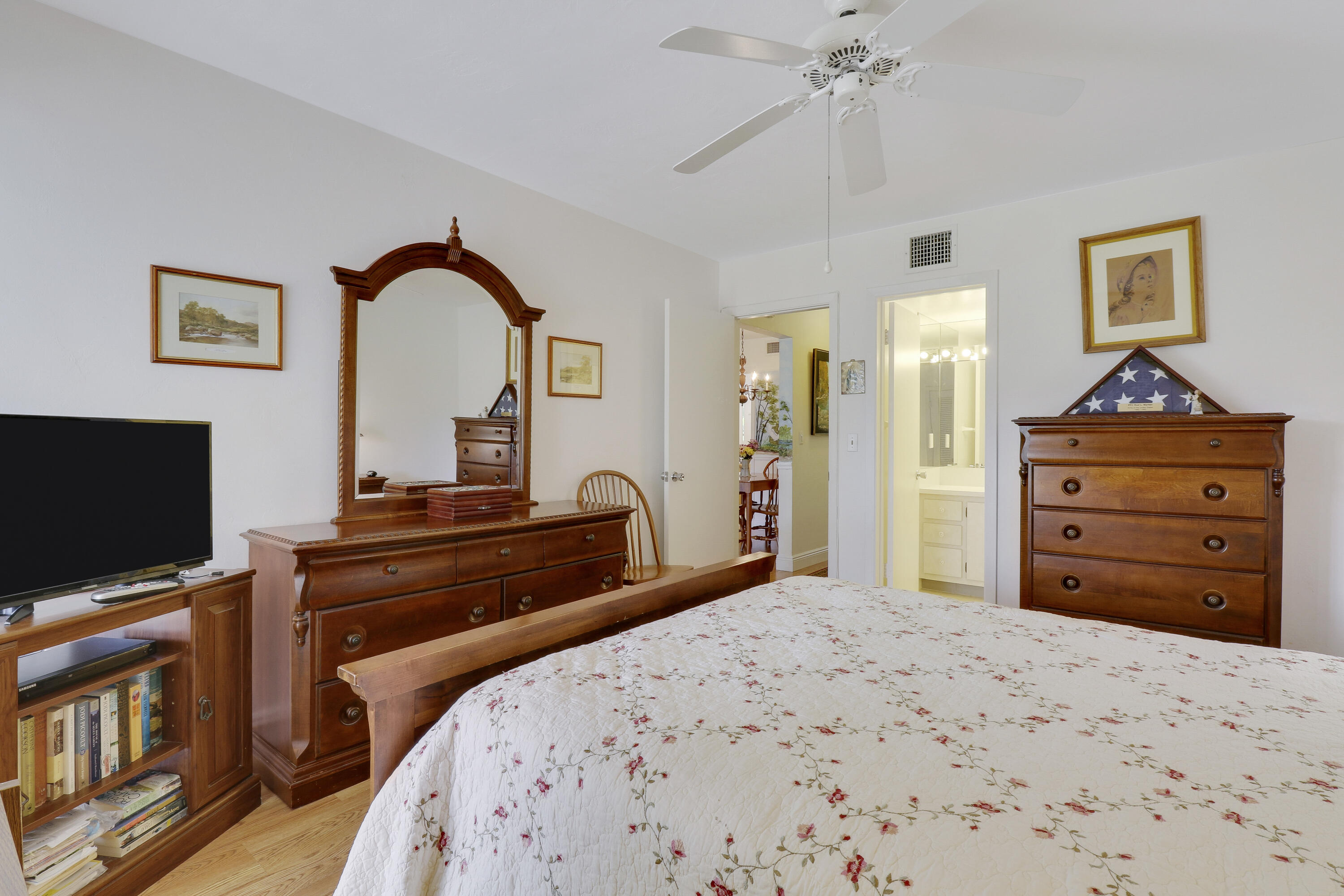 4 Garden Street 207n