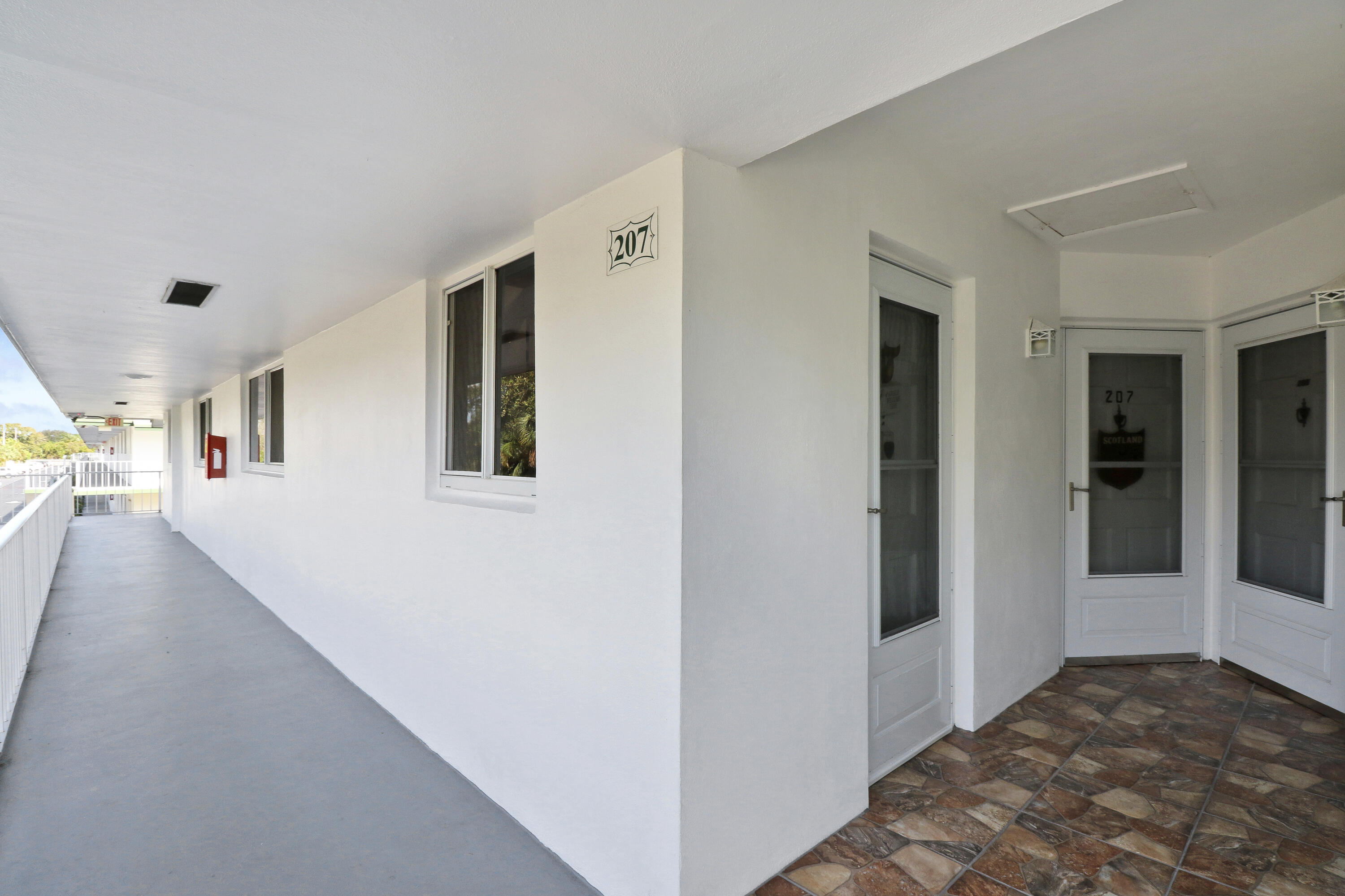 4 Garden Street 207n