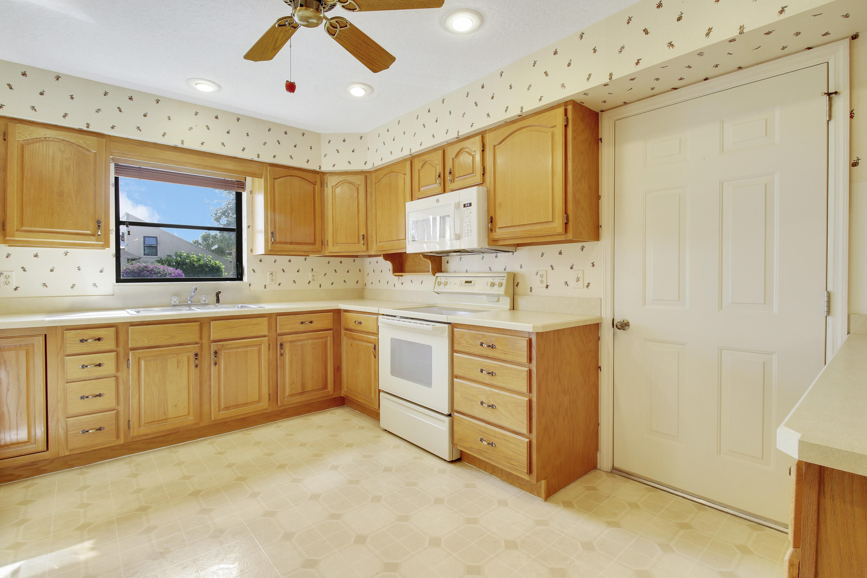 10807 SE Ensign Court