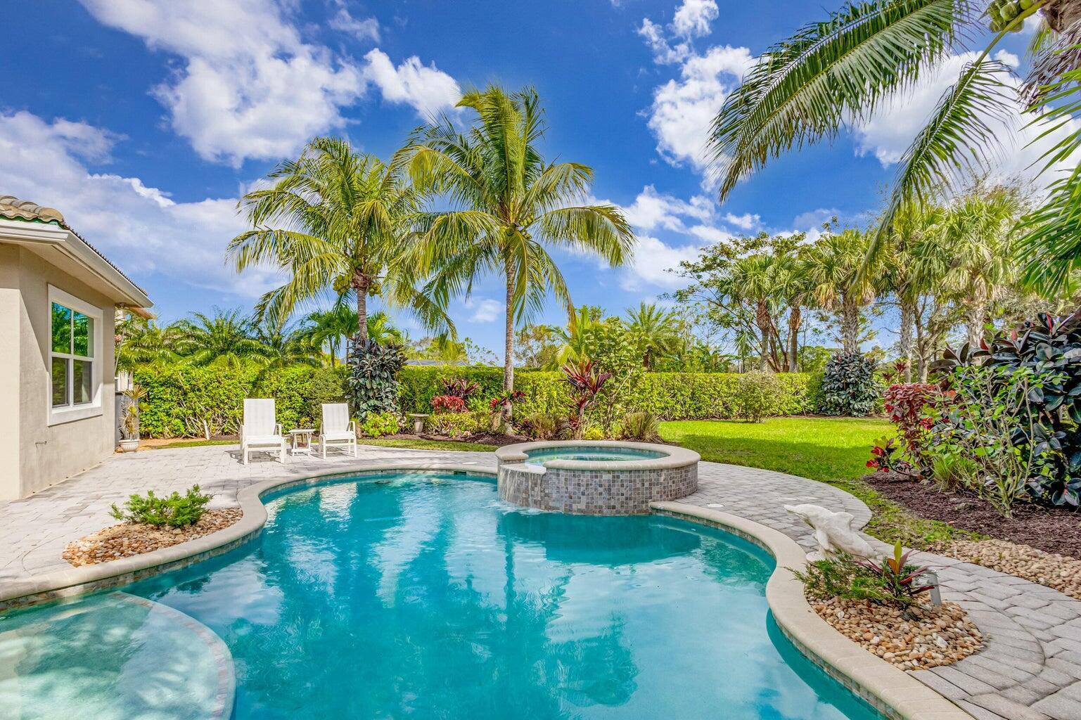 196 Carina Drive