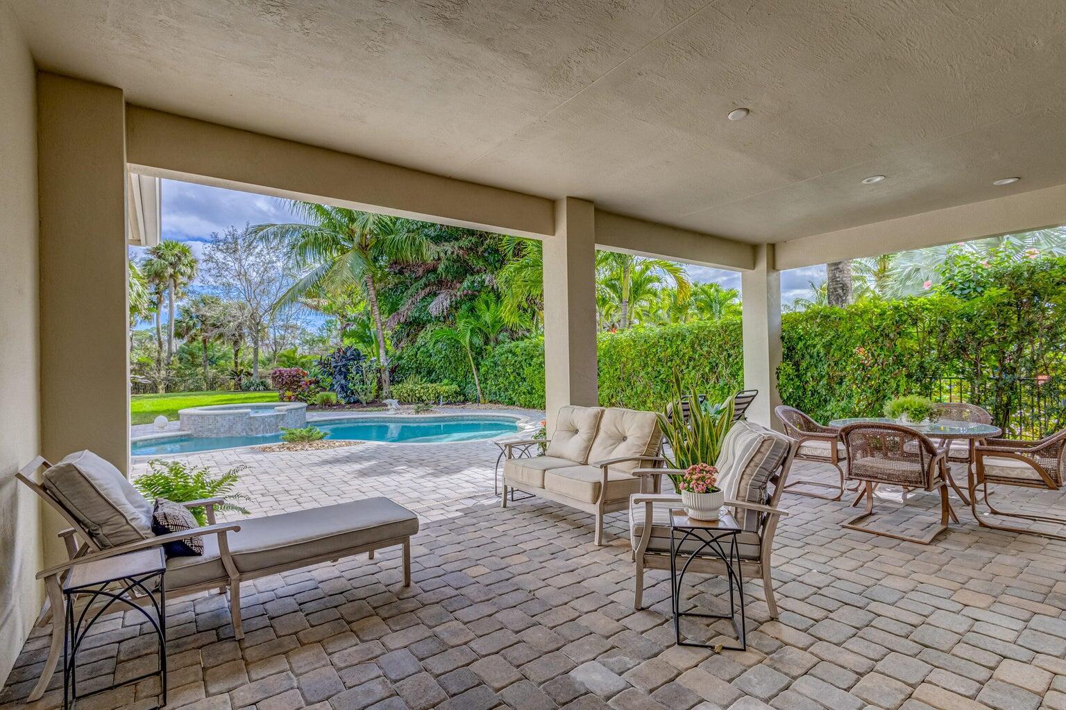196 Carina Drive