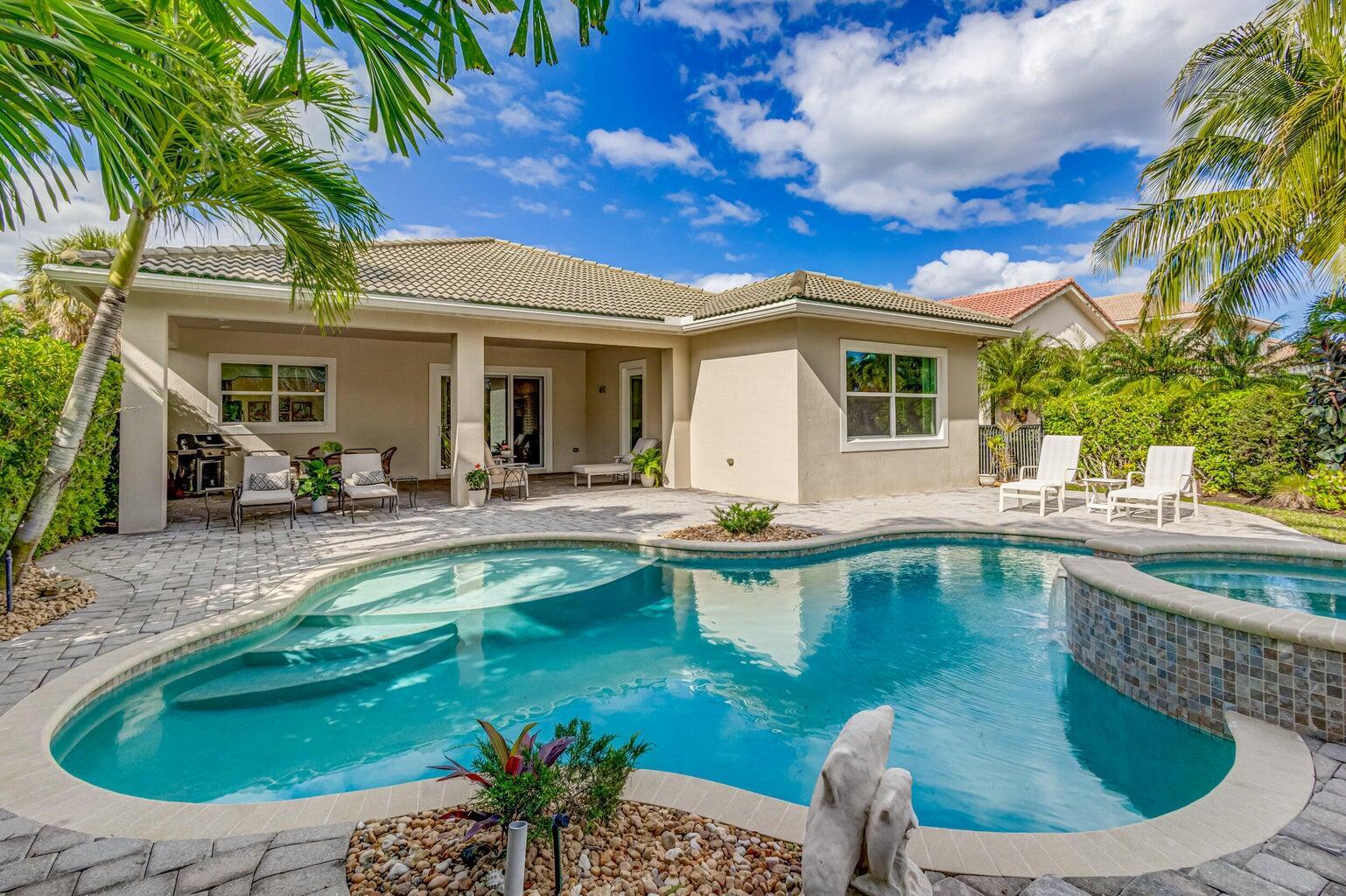 196 Carina Drive