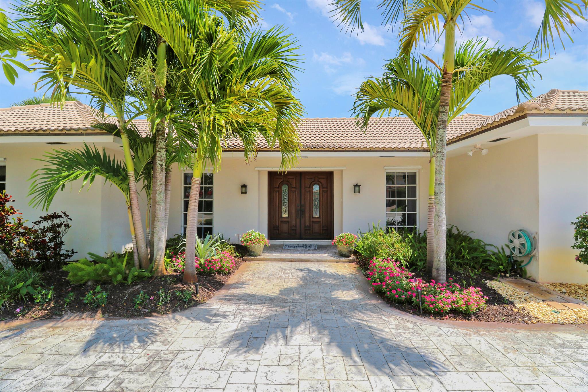 316 River Drive