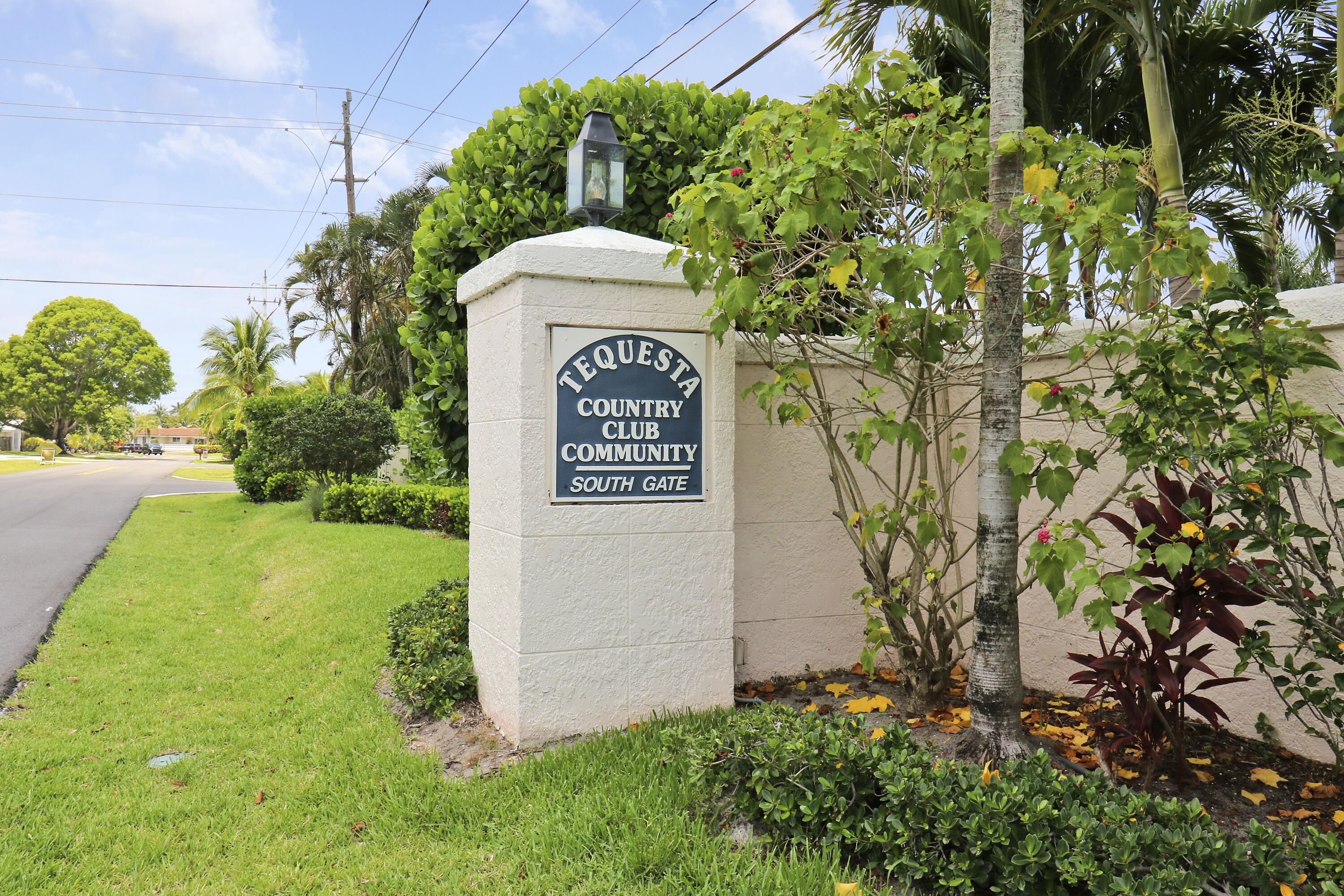 316 River Drive