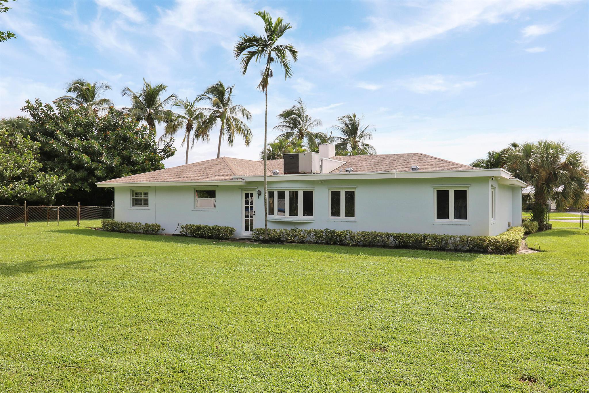 749 Cruiser Road N