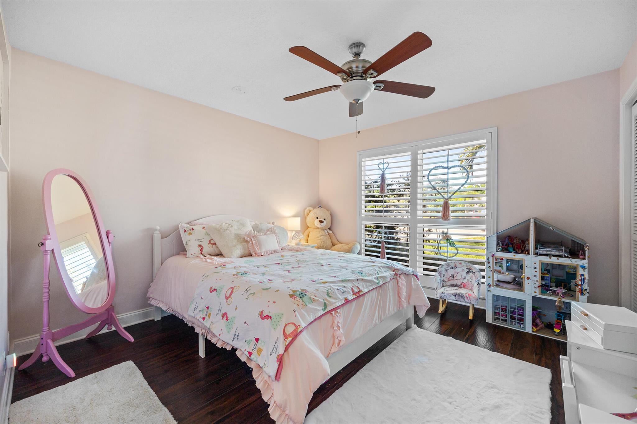 15 Hemlock Lane