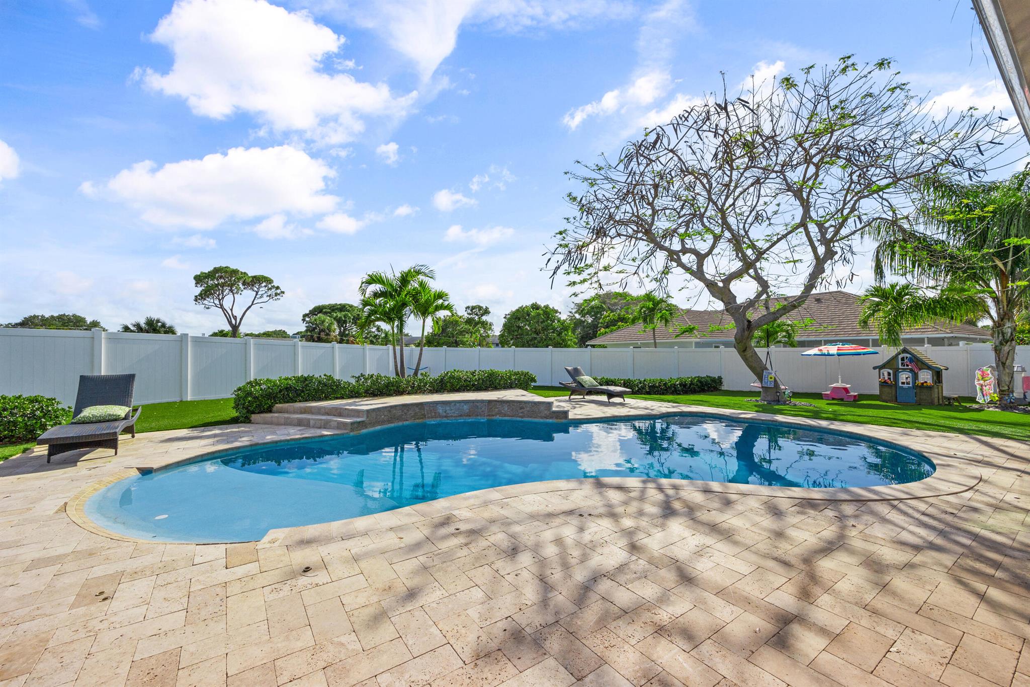 15 Hemlock Lane