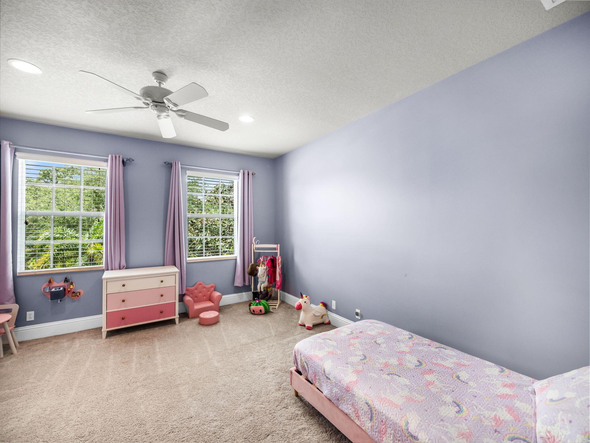 761 SW Canoe Creek Terrace