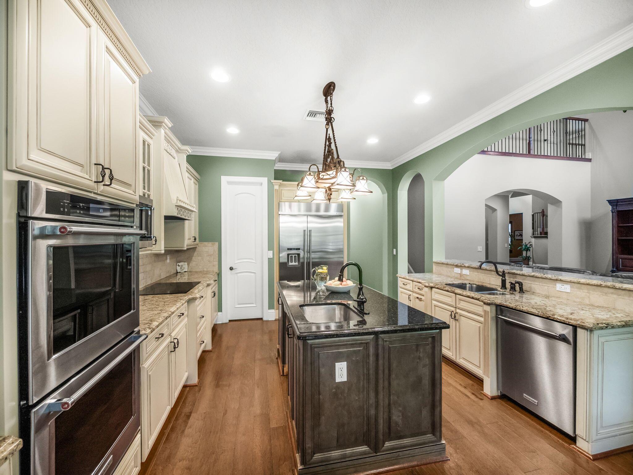 761 SW Canoe Creek Terrace