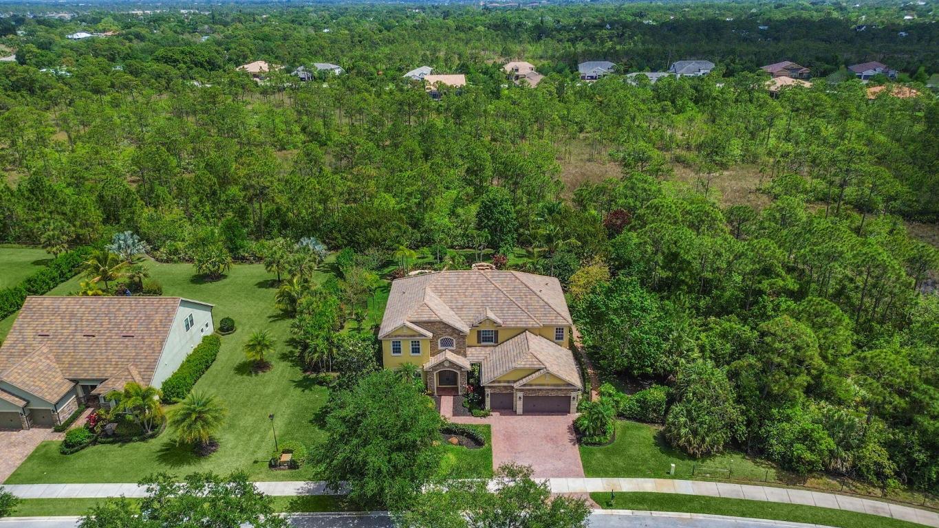 761 SW Canoe Creek Terrace