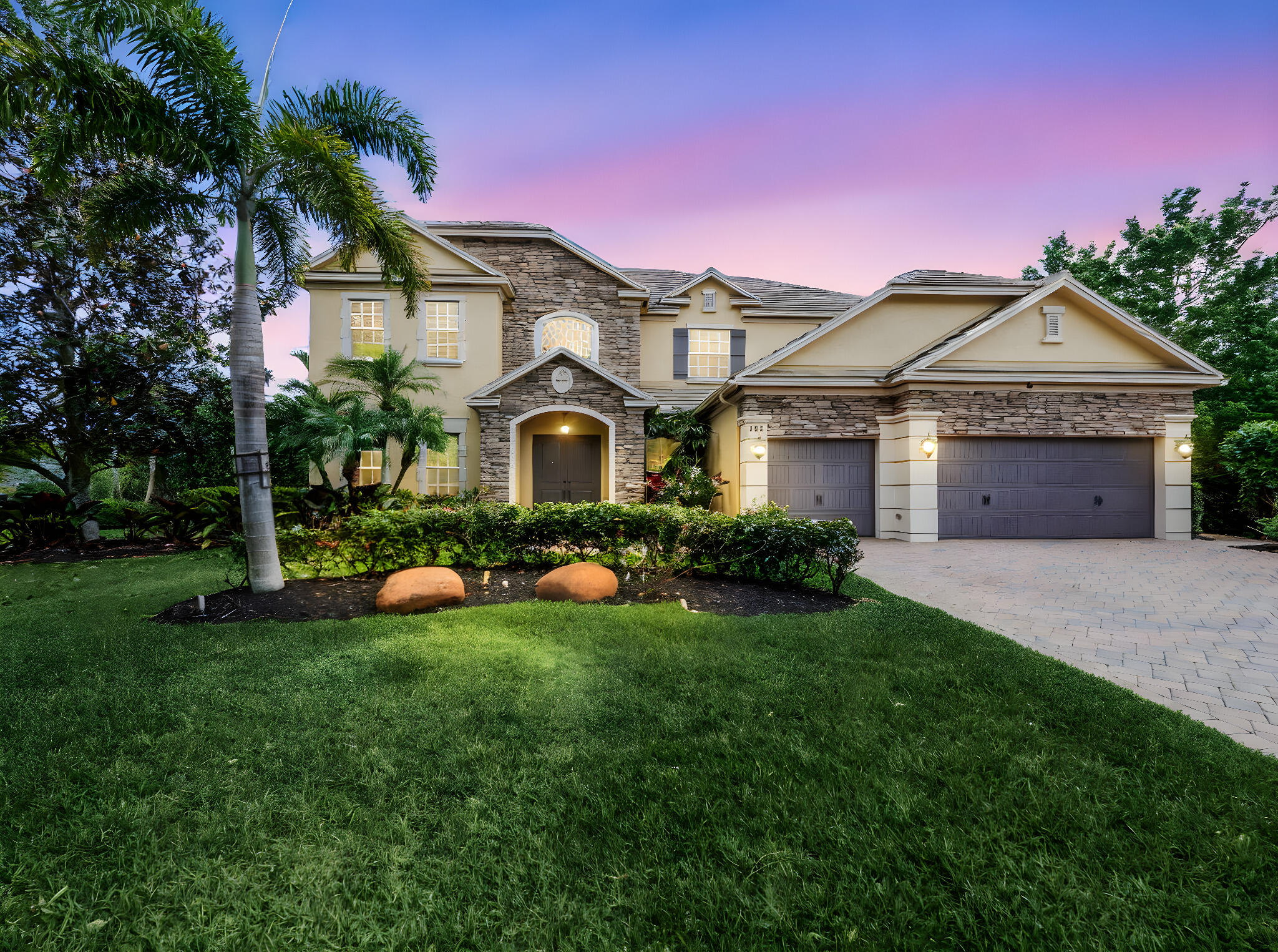 761 SW Canoe Creek Terrace