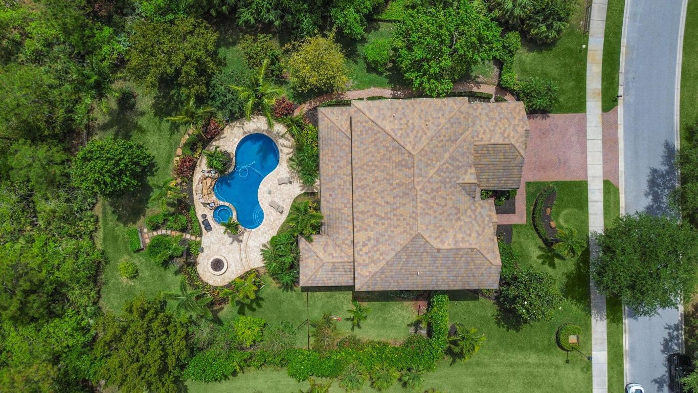 761 SW Canoe Creek Terrace