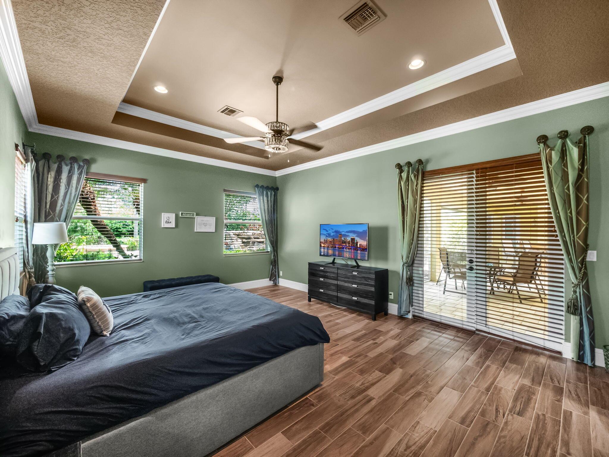 761 SW Canoe Creek Terrace