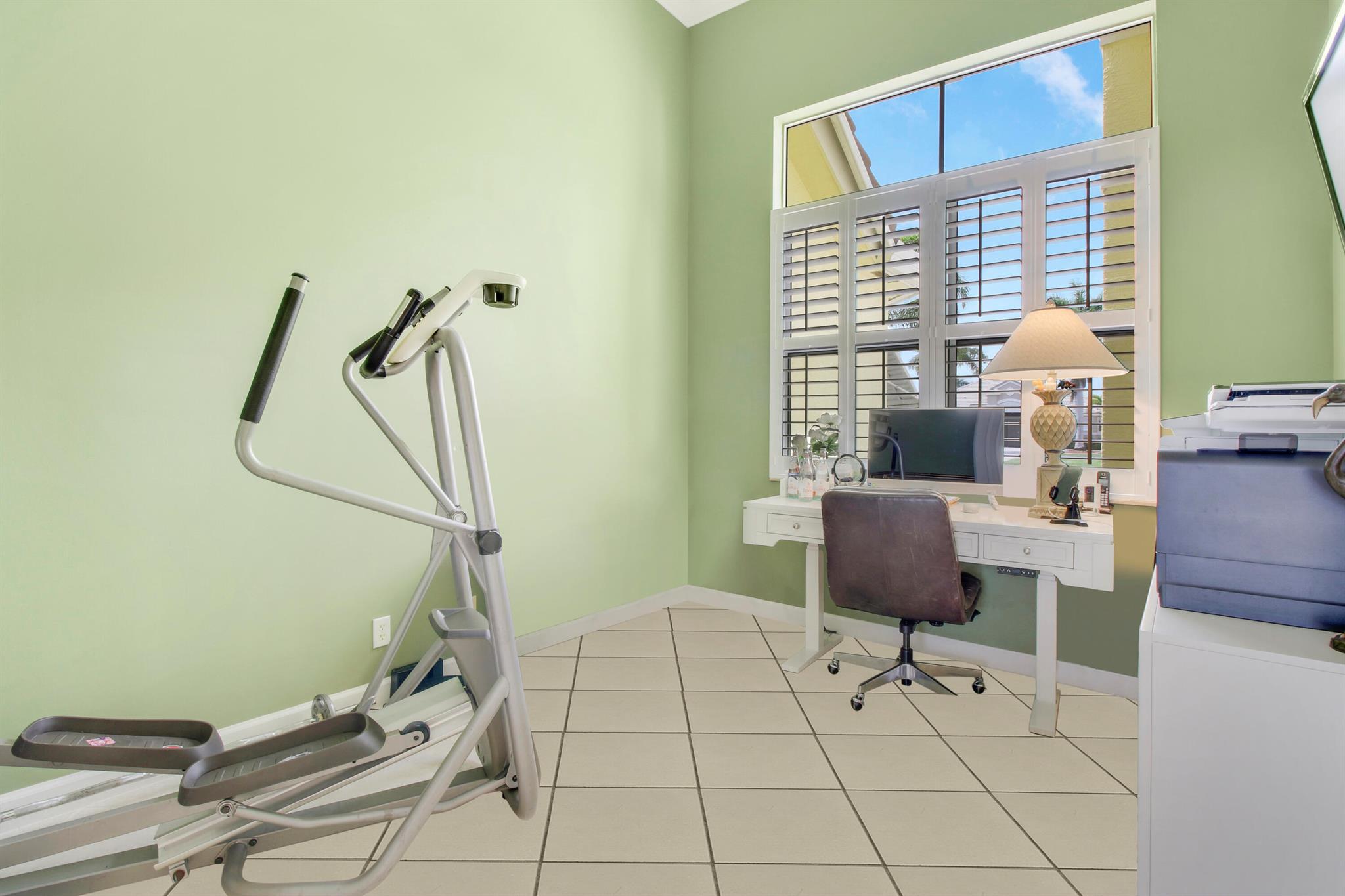 660 SW Yacht Basin Way