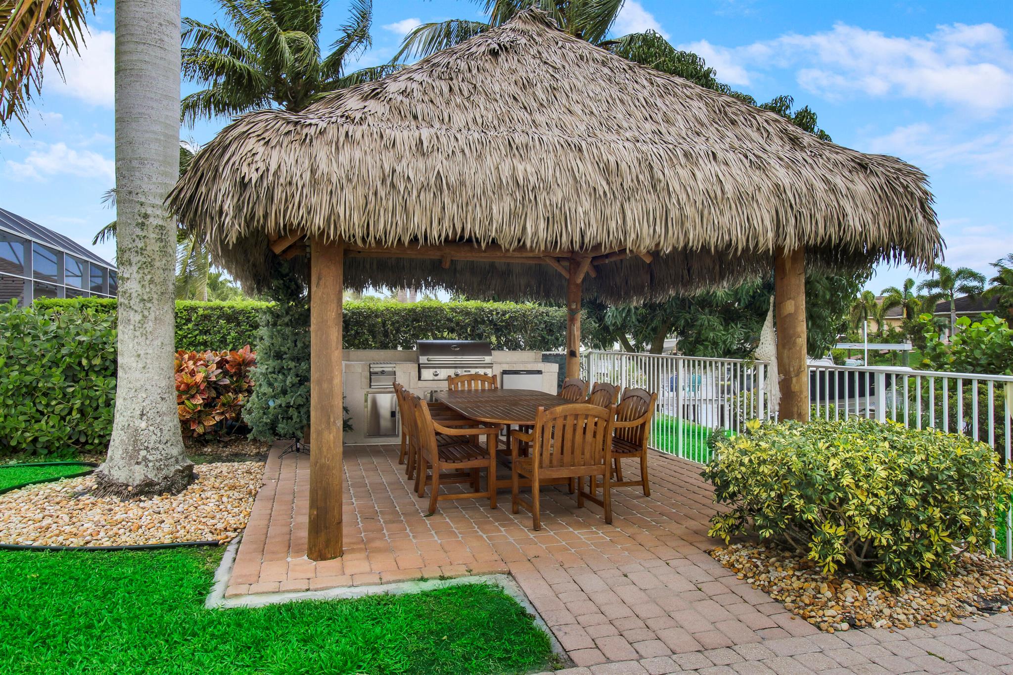 660 SW Yacht Basin Way