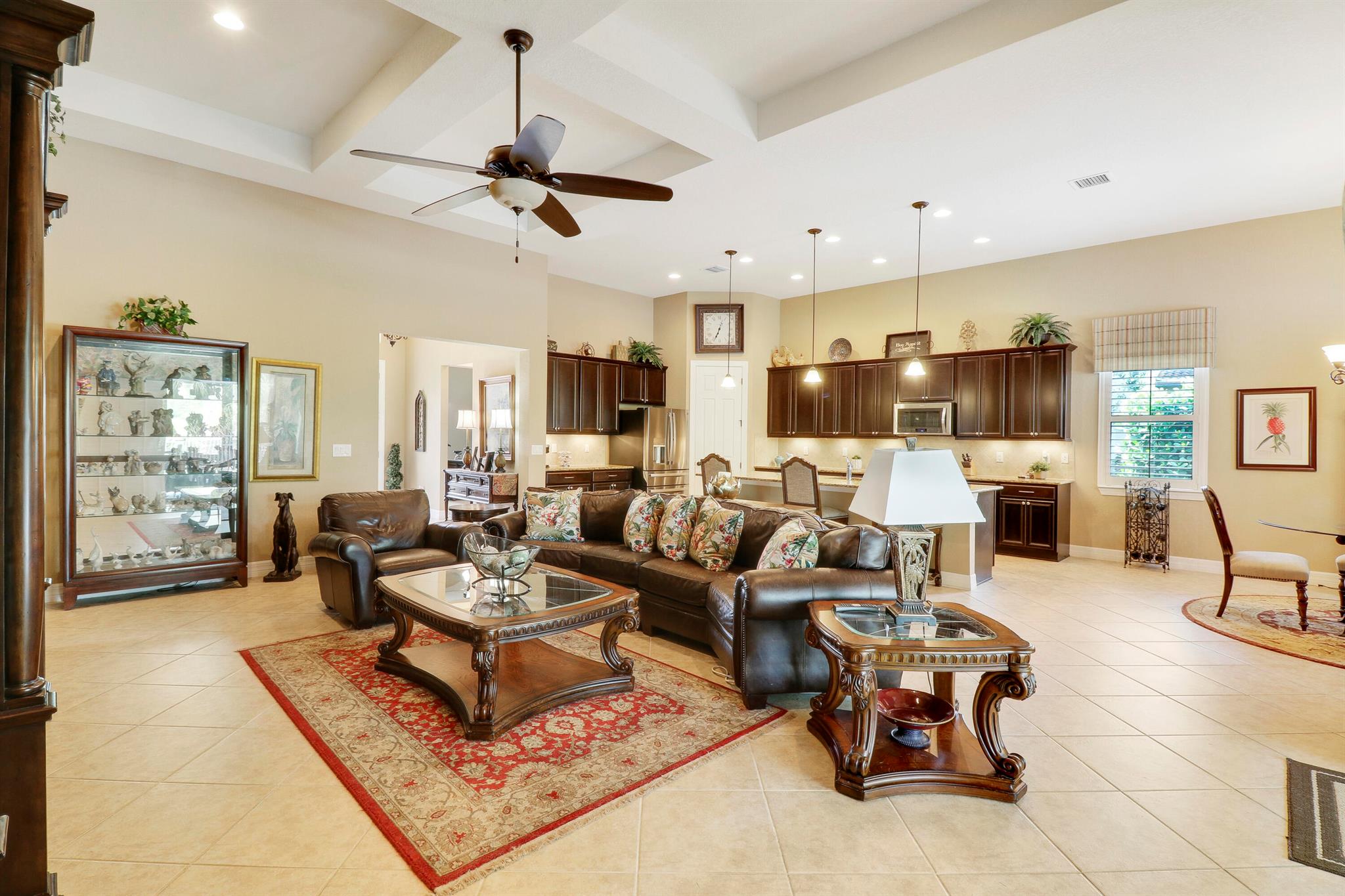 4885 SW Gossamer Circle