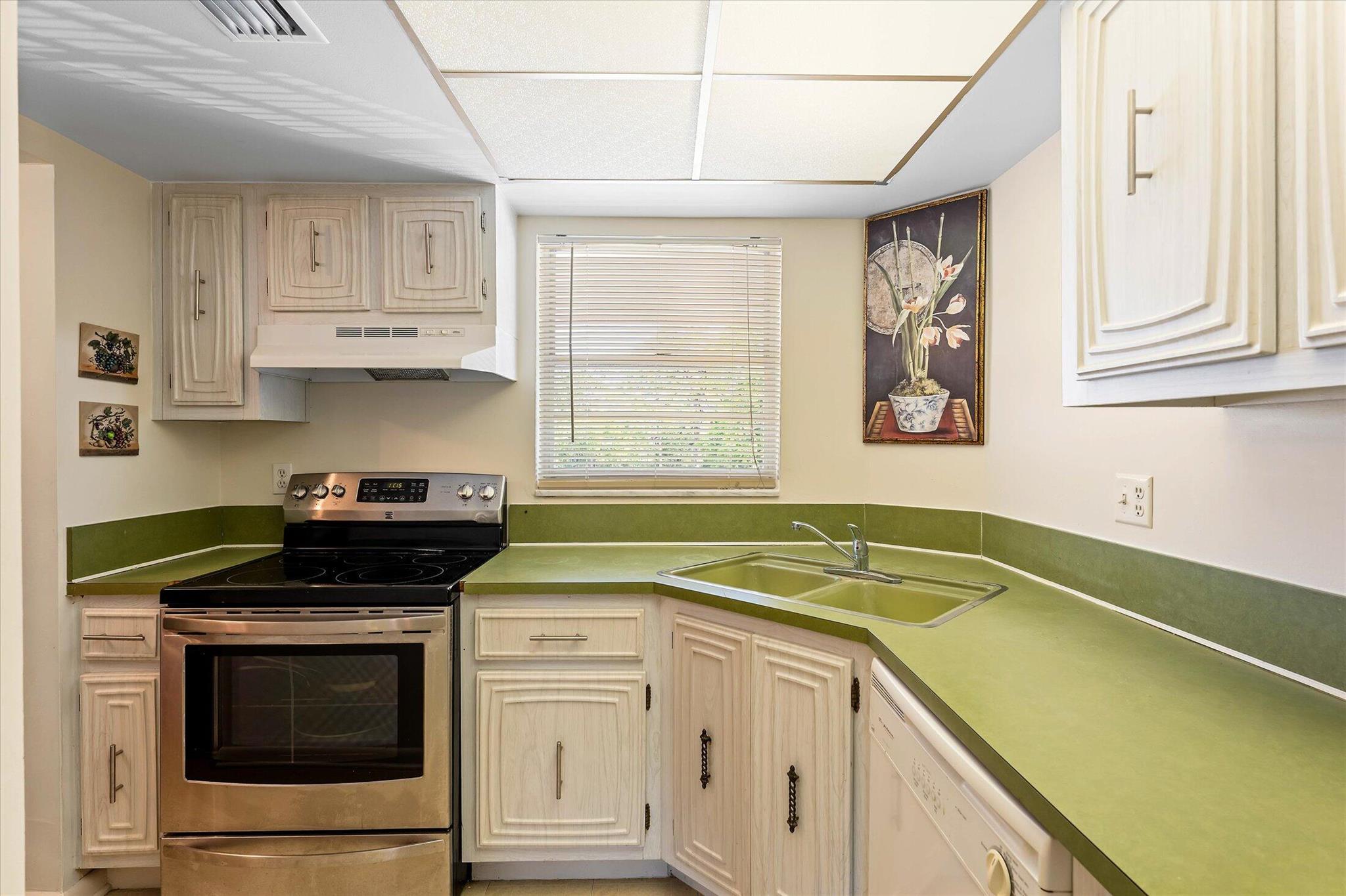 18081 SE Country Club Drive 130