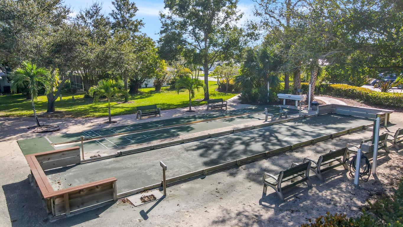 18081 SE Country Club Drive 130