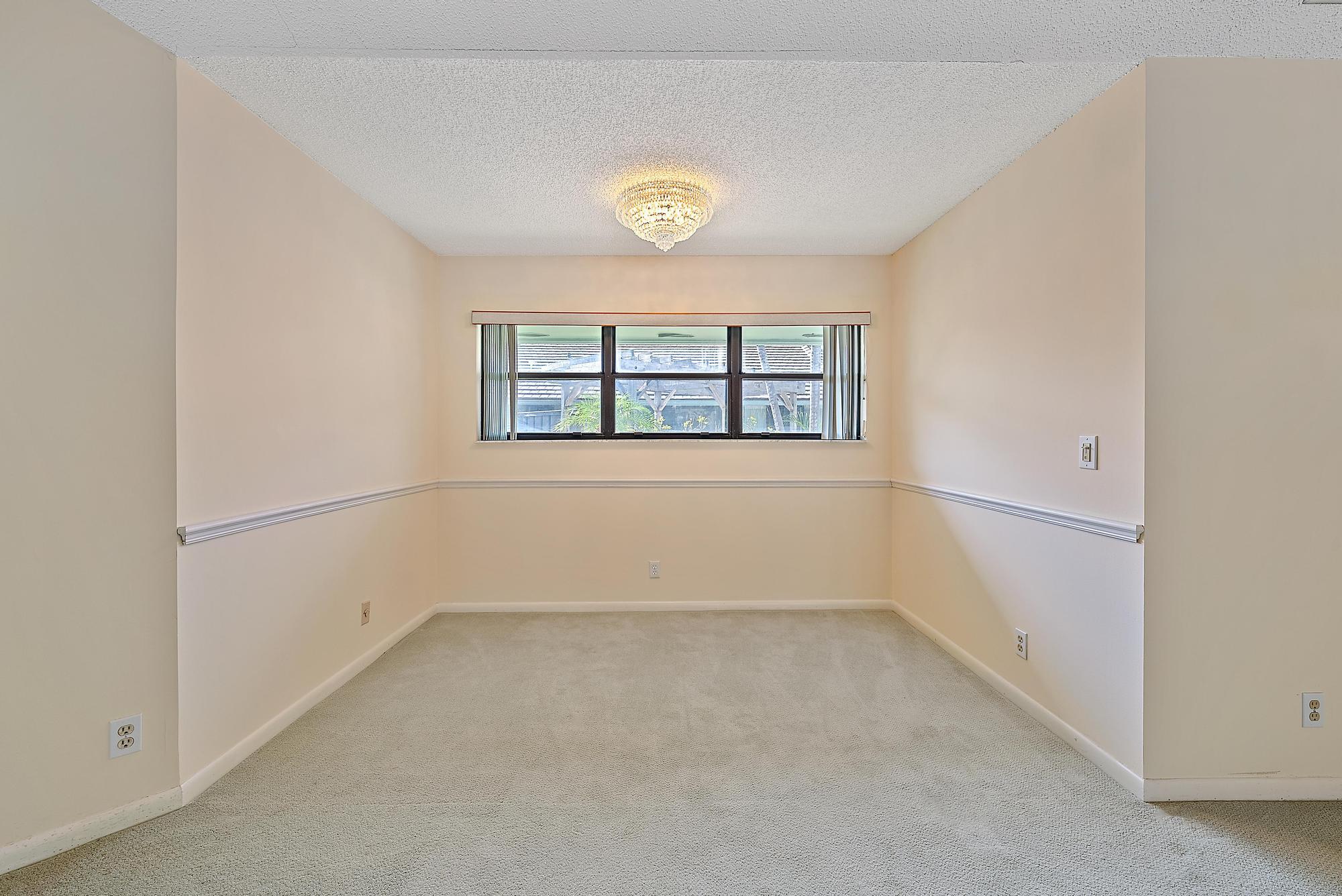 1127 E Seminole Avenue 14d