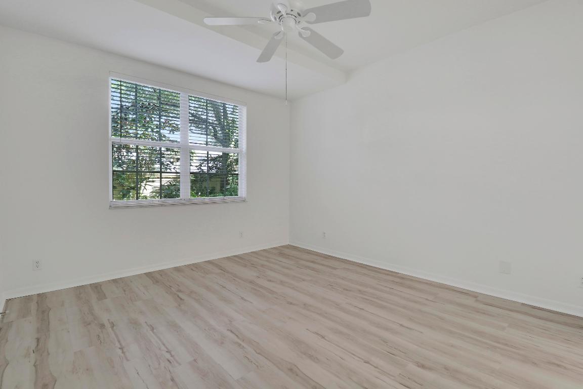 110 Lighthouse Circle A