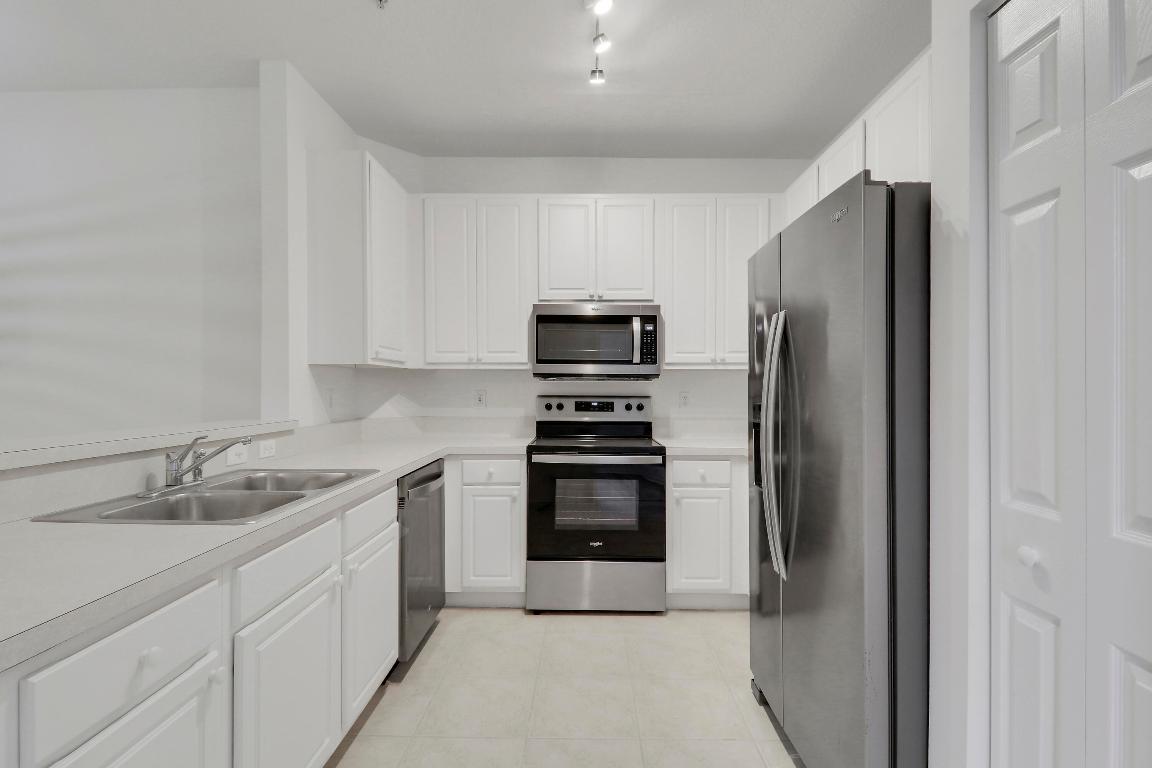 110 Lighthouse Circle A