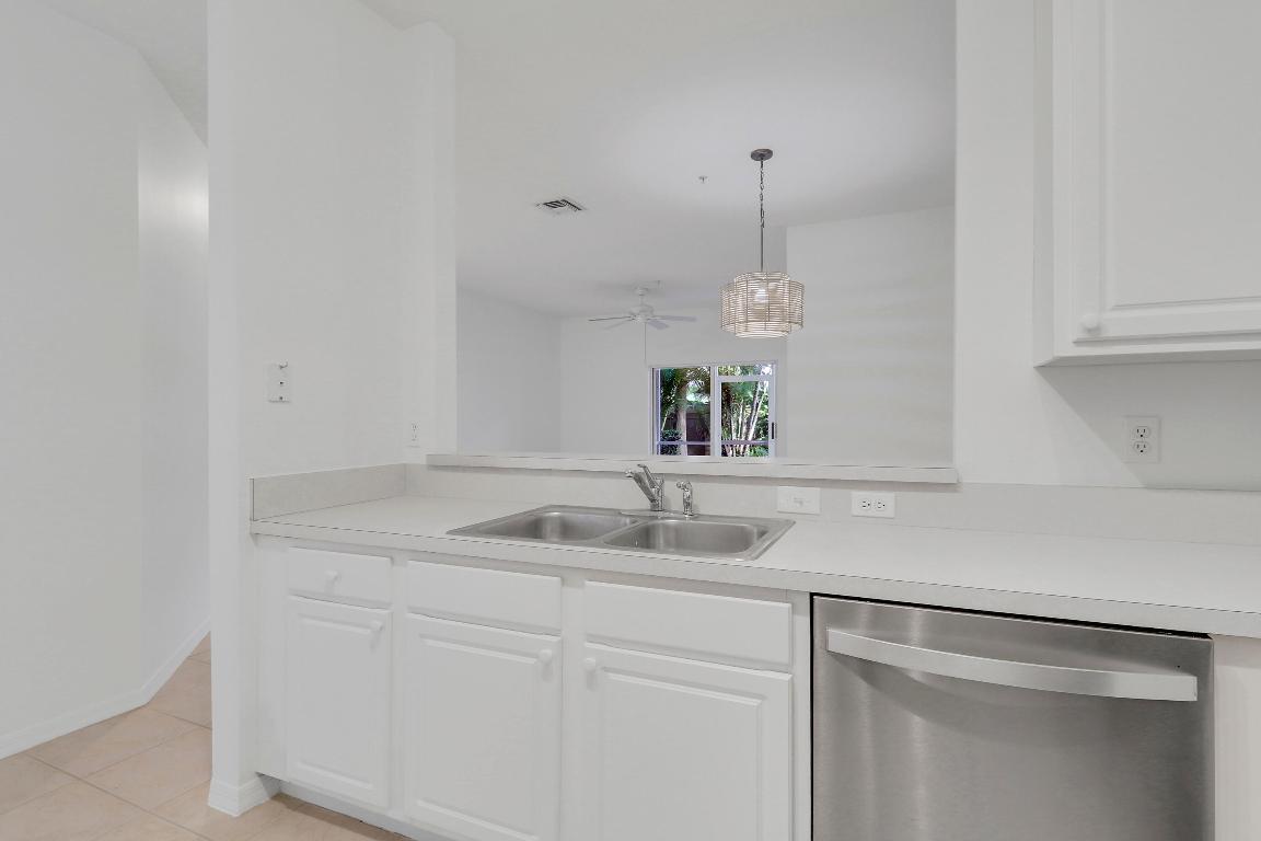 110 Lighthouse Circle A