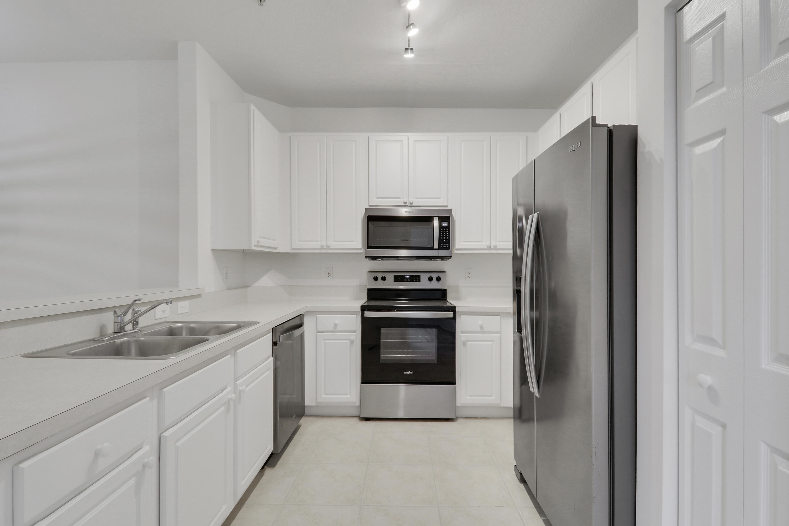 110 Lighthouse Circle A