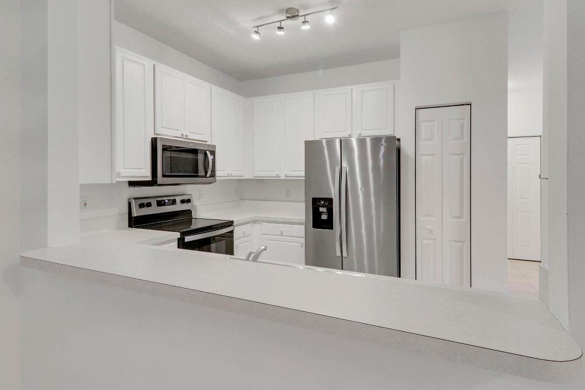 110 Lighthouse Circle A