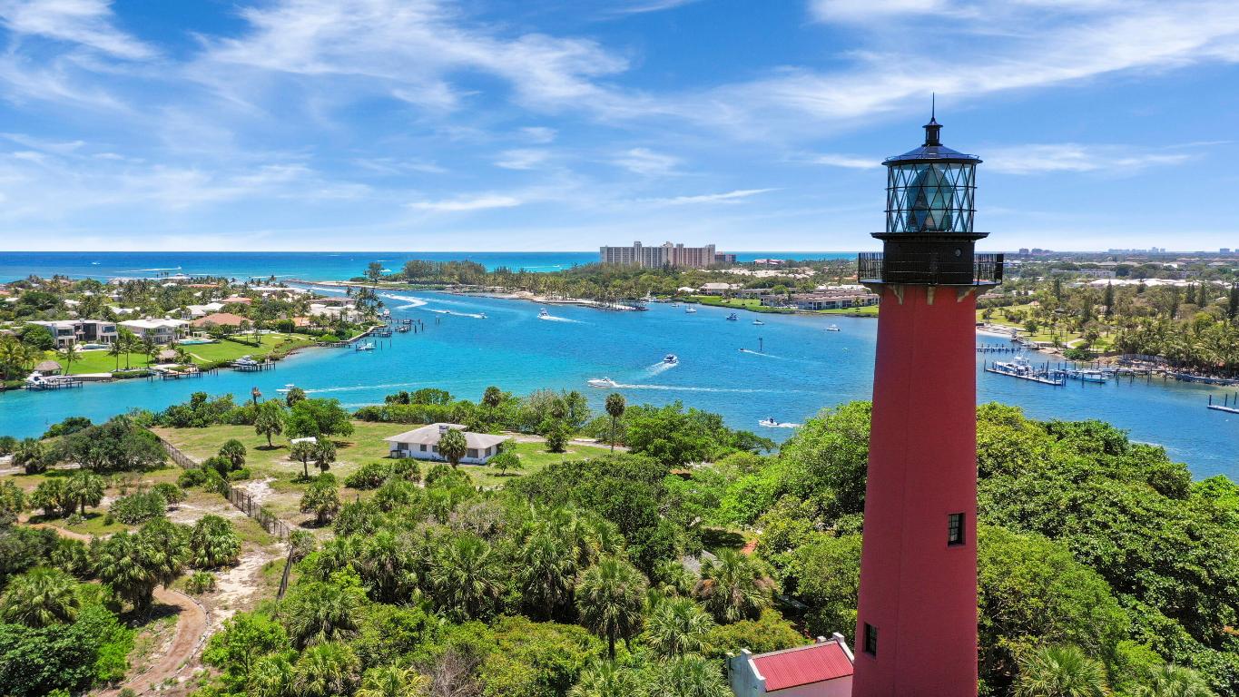 110 Lighthouse Circle A