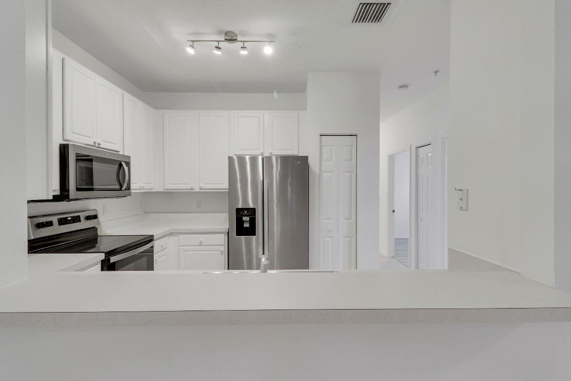 110 Lighthouse Circle A