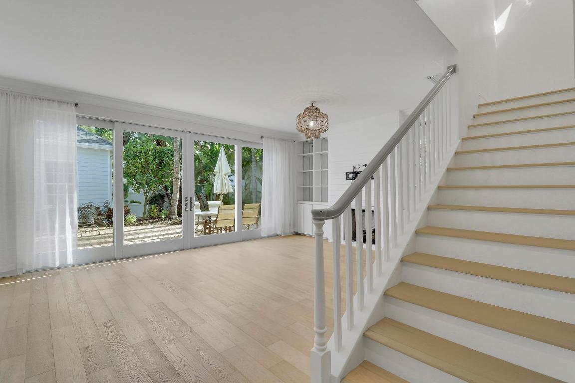 329 Sweet Bay Circle