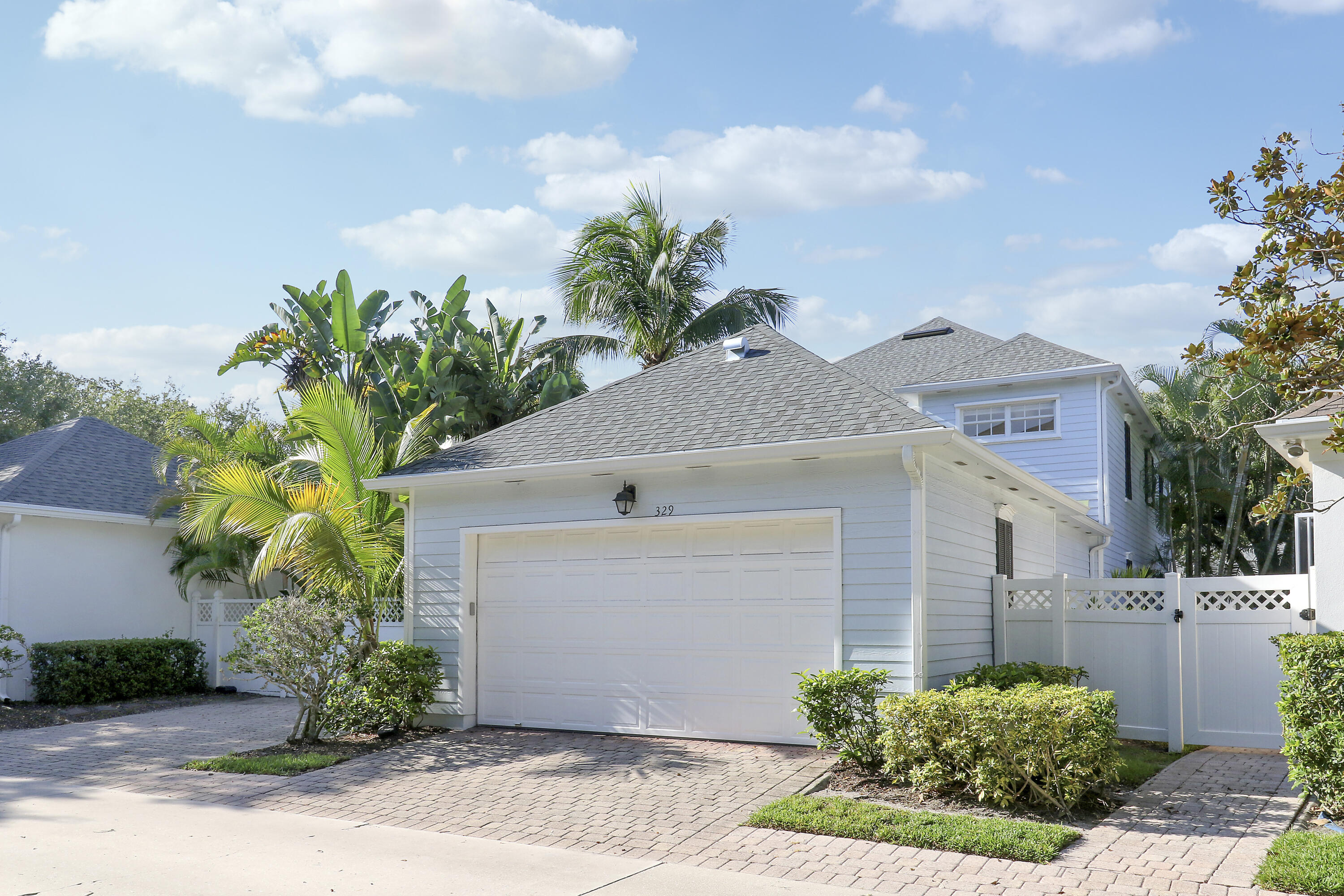 329 Sweet Bay Circle