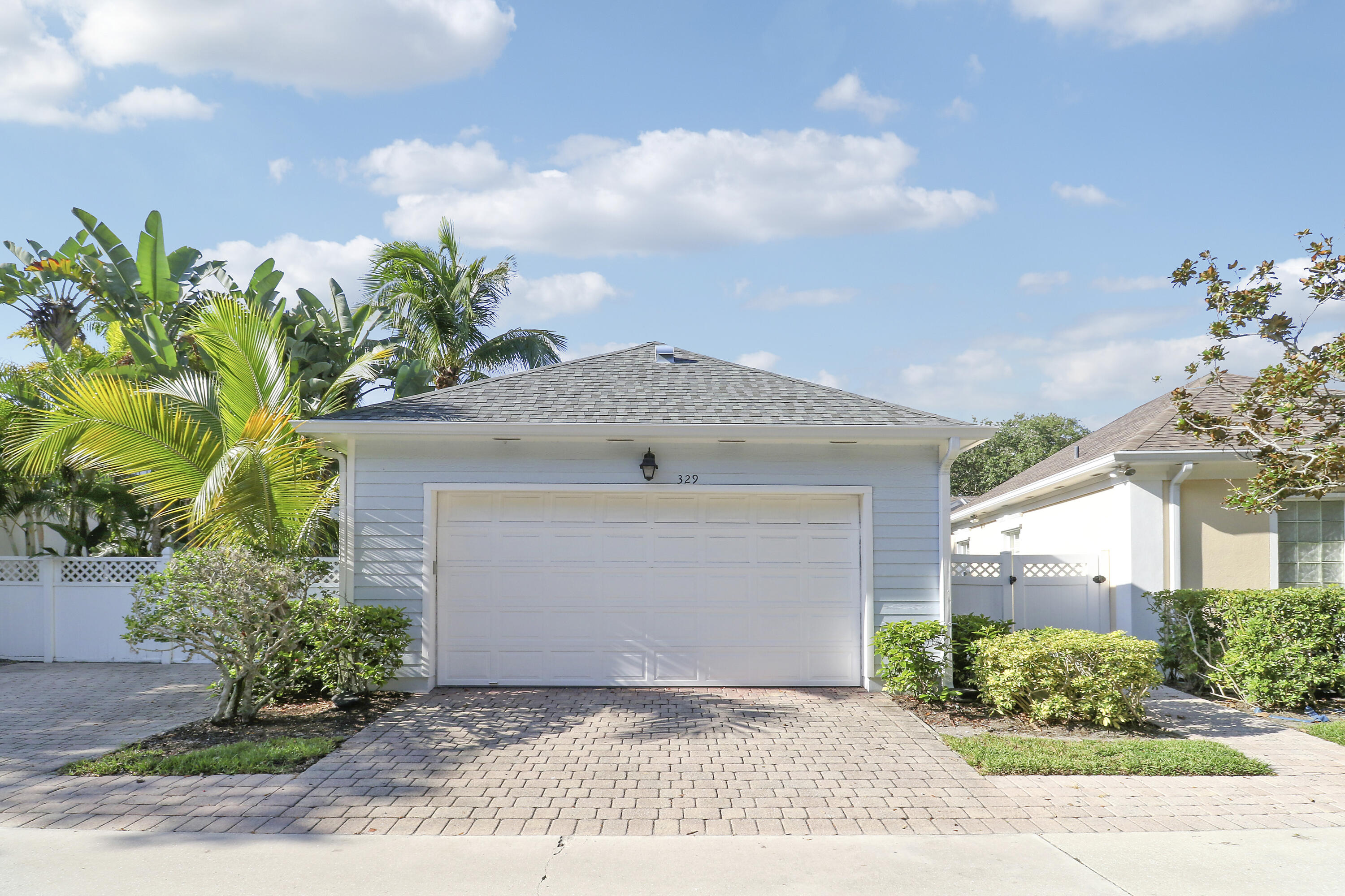 329 Sweet Bay Circle