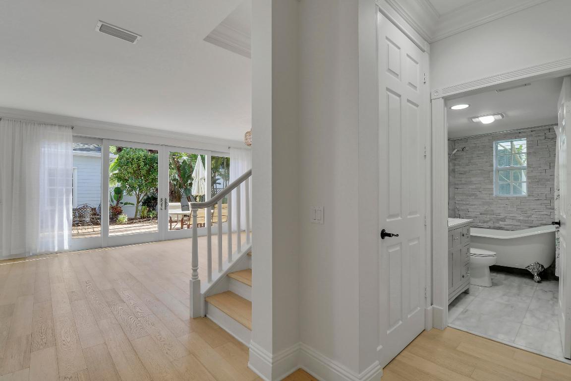 329 Sweet Bay Circle