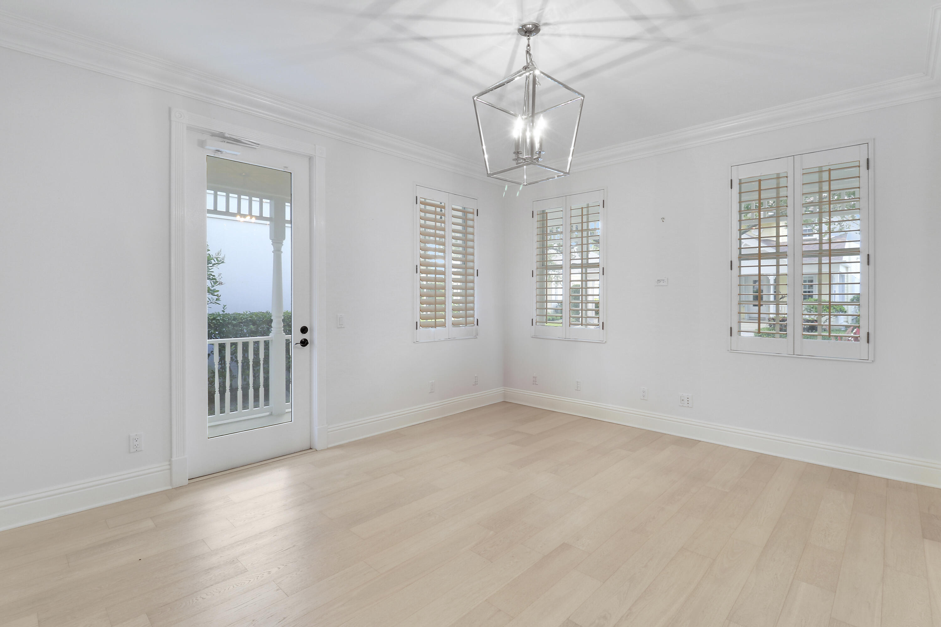 329 Sweet Bay Circle